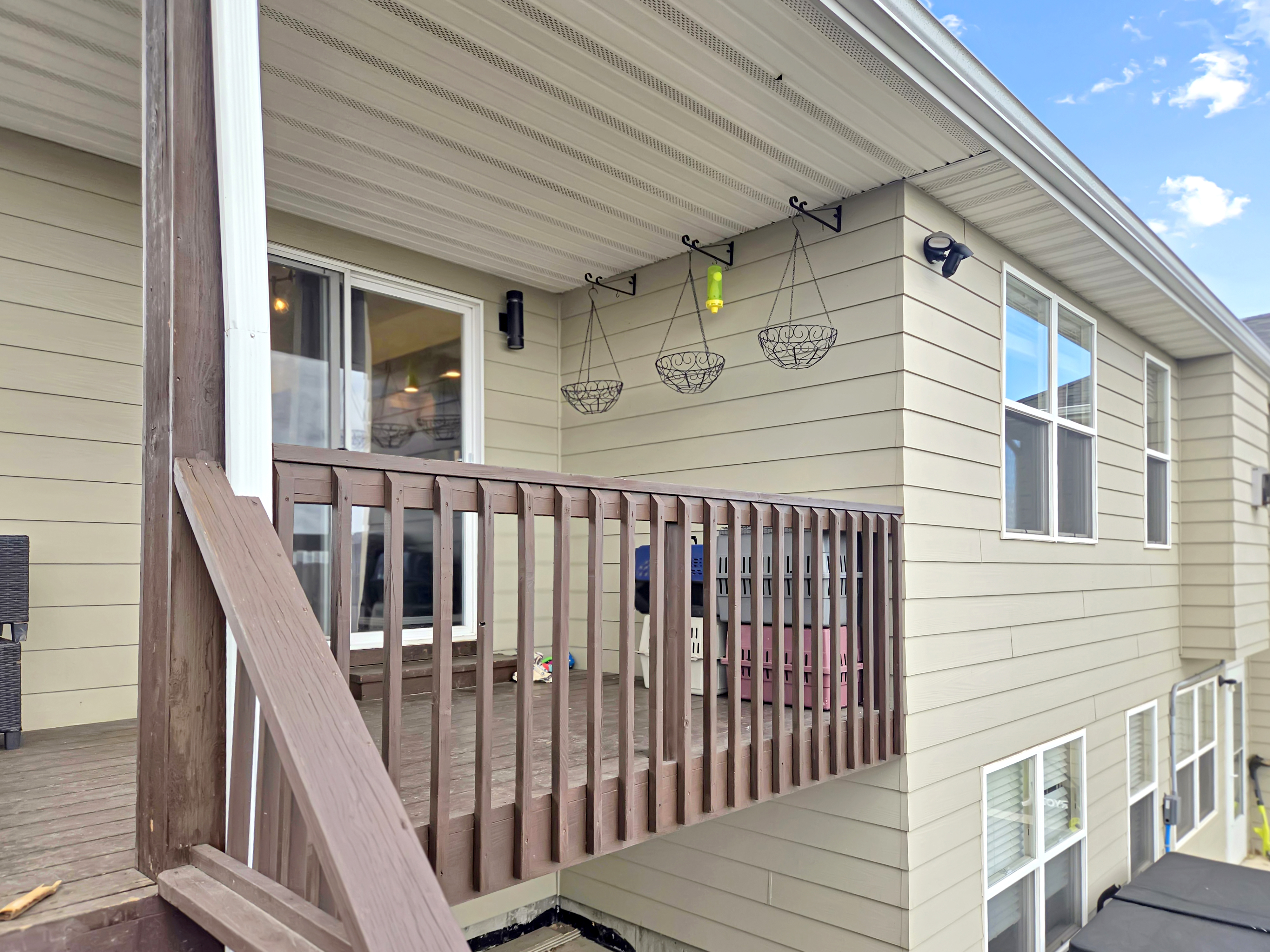 Sheridan, Wyoming, 82801, United States, 5 Bedrooms Bedrooms, ,3 BathroomsBathrooms,Residential,For Sale,1993883