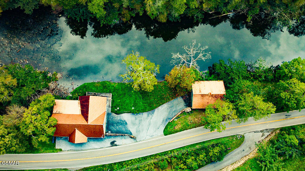 Sevierville, Tennessee, 37876, United States, 3 Bedrooms Bedrooms, ,5 BathroomsBathrooms,Residential,For Sale,1978747