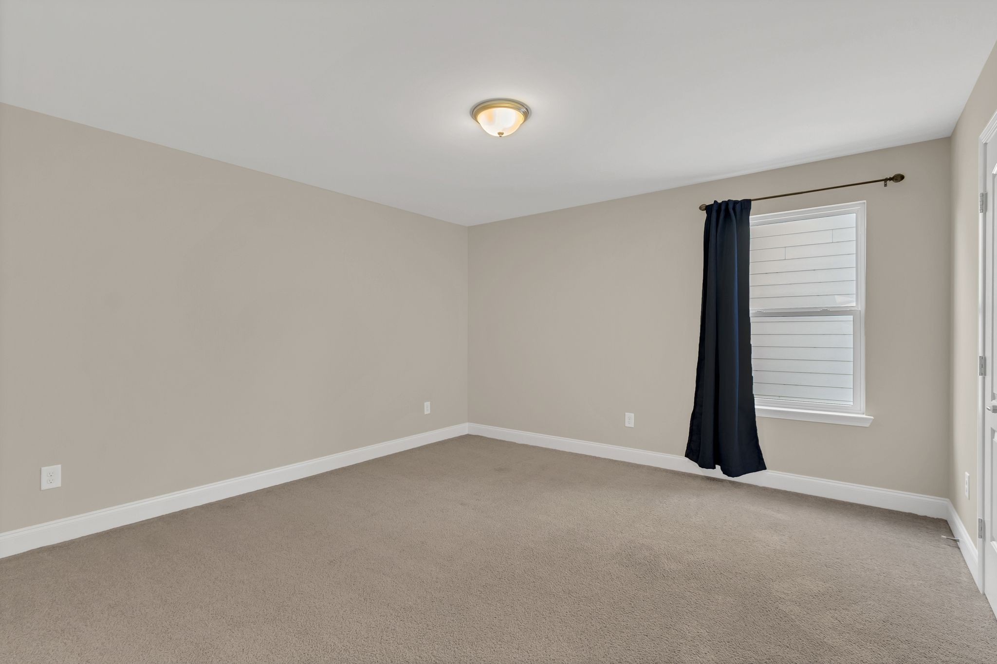 Franklin, Tennessee, 37064, United States, 4 Bedrooms Bedrooms, ,4 BathroomsBathrooms,Residential,For Sale,1989475