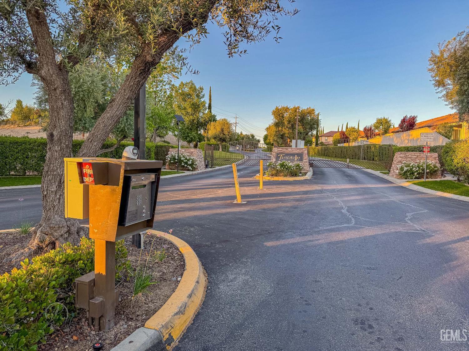 Bakersfield, California, 93306, United States, 3 Bedrooms Bedrooms, ,2 BathroomsBathrooms,Residential,For Sale,2005993