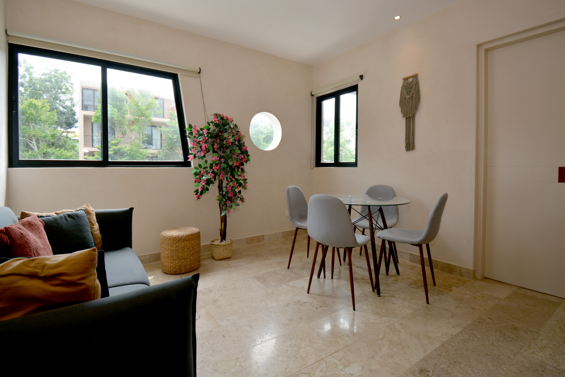  MODERN APARTMENT WITH PRIVATE POOL AND EXCLUSIVE DESIGN - 物件實景