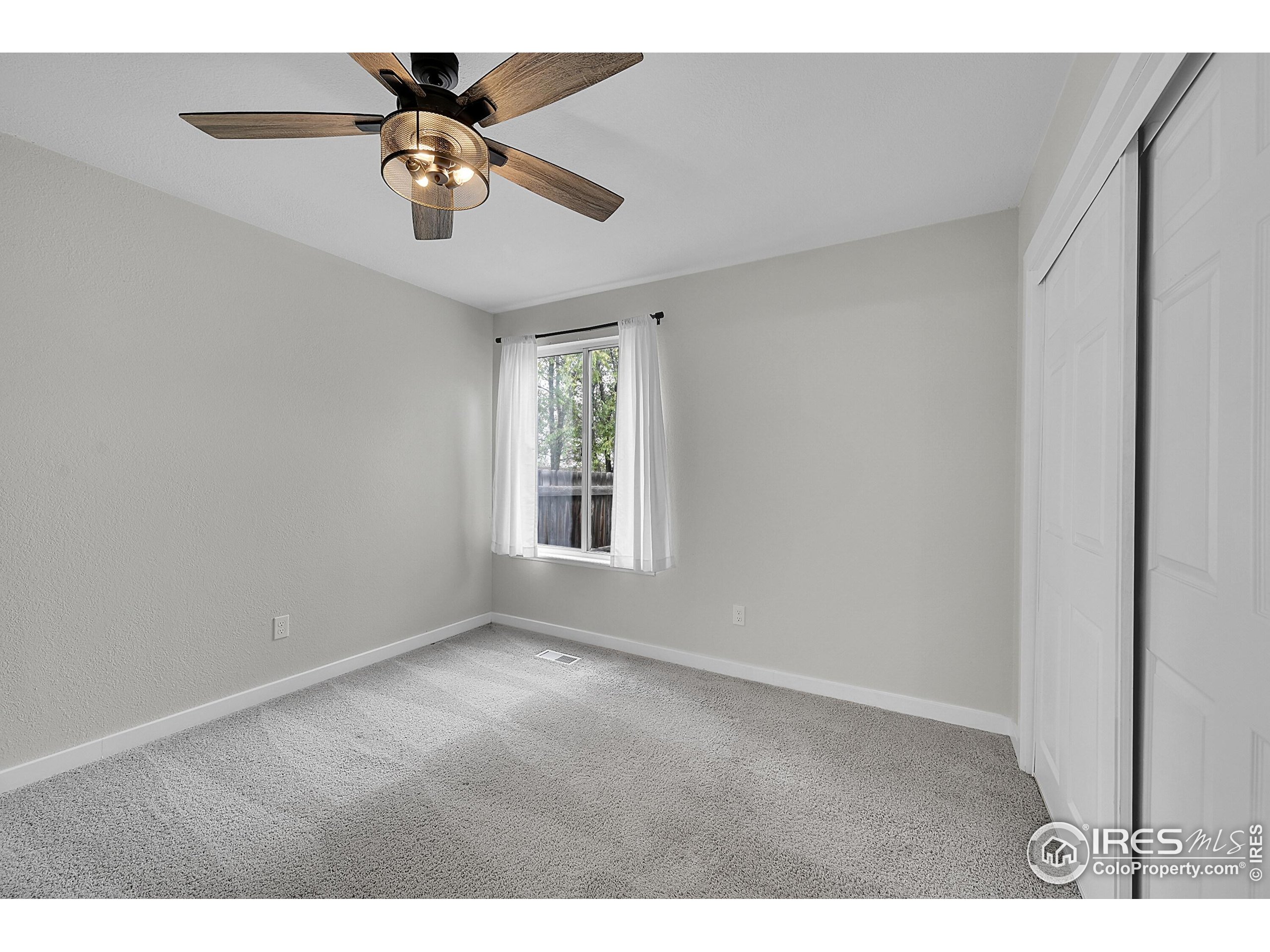 Longmont, Colorado, 80501, United States, 4 Bedrooms Bedrooms, ,1 BathroomBathrooms,Residential,For Sale,1989639