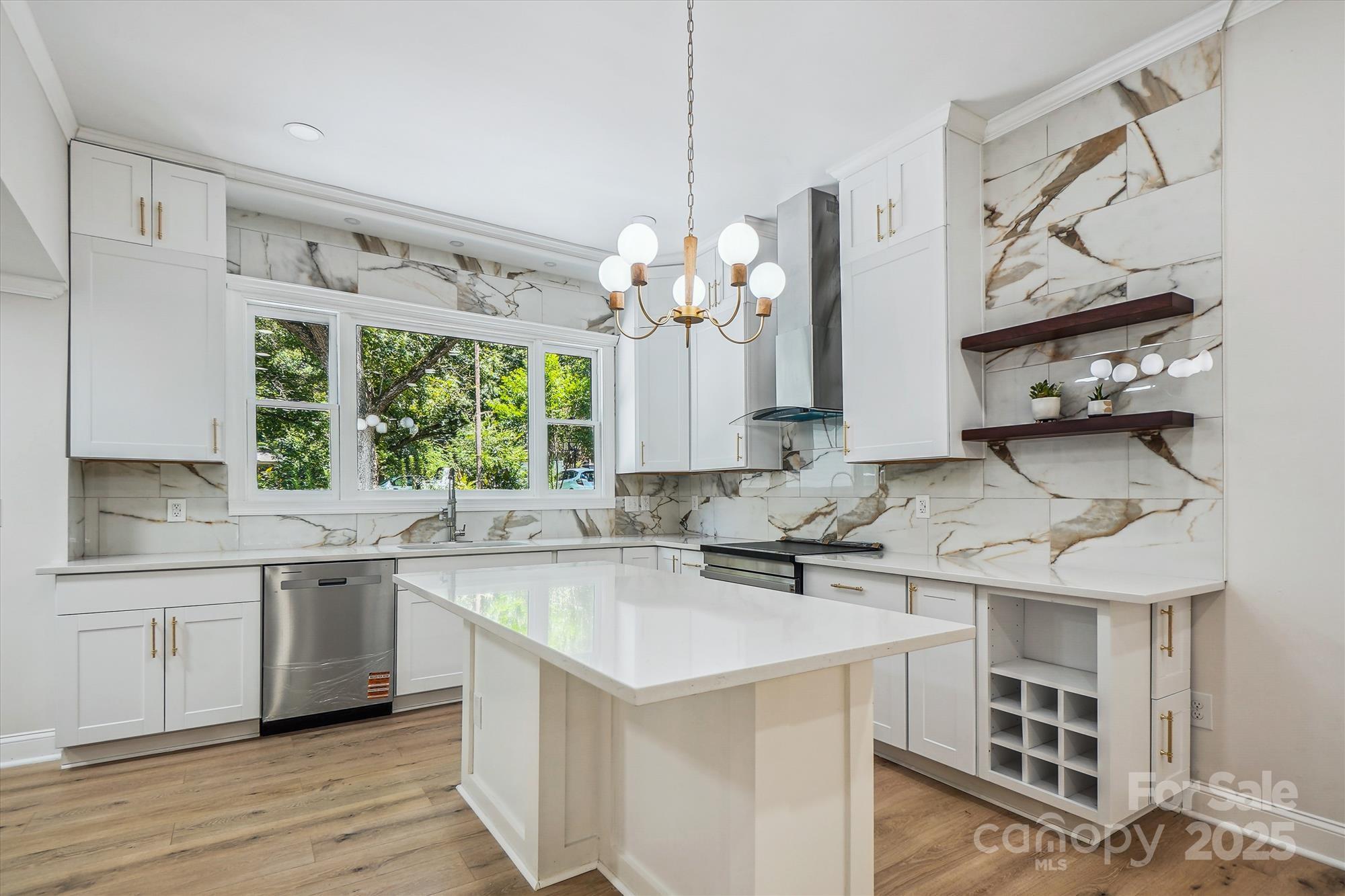 Fort Mill, South Carolina, 29715, United States, 4 Bedrooms Bedrooms, ,4 BathroomsBathrooms,Residential,For Sale,1898922