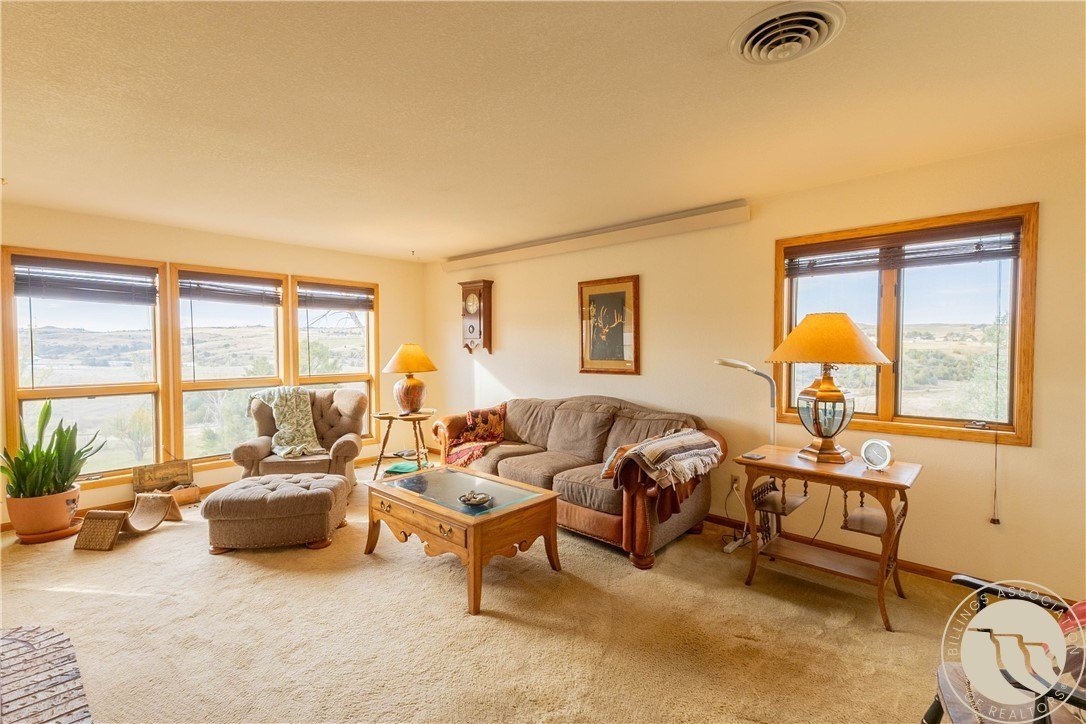 Billings, Montana, 59101, United States, 3 Bedrooms Bedrooms, ,2 BathroomsBathrooms,Residential,For Sale,1976223