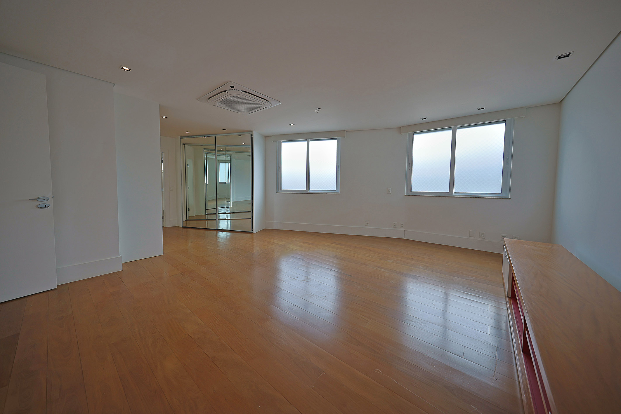  Duplex Penthouse in Jardim Oceânico, Just Steps from the Beach - 物件實景