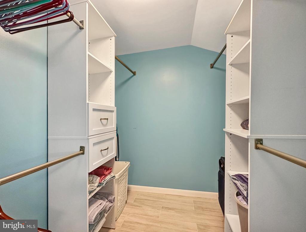 Cherry Hill, New Jersey, 08034, United States, 4 Bedrooms Bedrooms, ,4 BathroomsBathrooms,Residential,For Sale,1990479