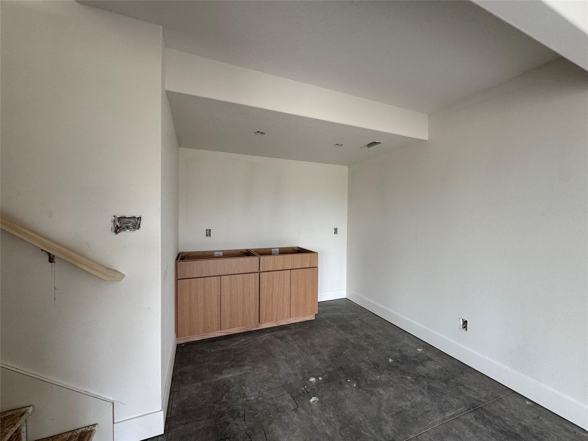 Johnston, Iowa, 50131, United States, 2 Bedrooms Bedrooms, ,3 BathroomsBathrooms,Residential,For Sale,1920594