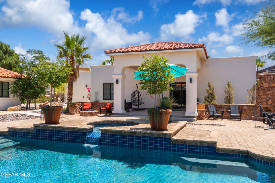 El Paso, Texas, 79936, United States, 5 Bedrooms Bedrooms, ,5 BathroomsBathrooms,Residential,For Sale,1980417