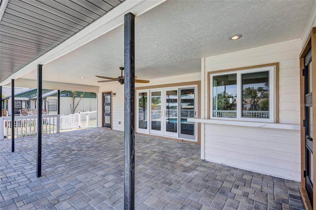 Palmetto, Florida, 34221, United States, 4 Bedrooms Bedrooms, ,3 BathroomsBathrooms,Residential,For Sale,1836925