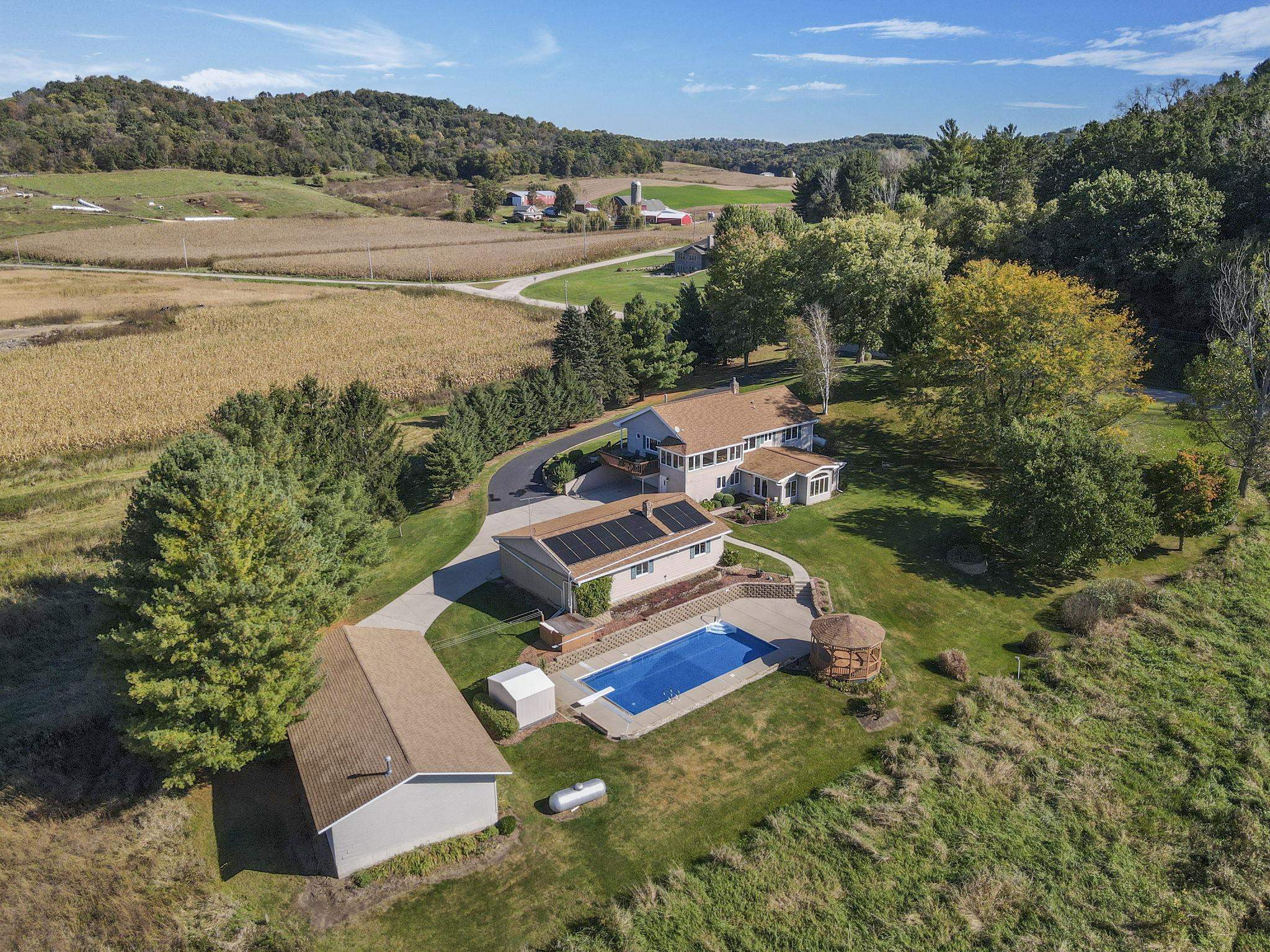 Plain, Wisconsin, 53577, United States, 4 Bedrooms Bedrooms, ,3 BathroomsBathrooms,Residential,For Sale,1974595