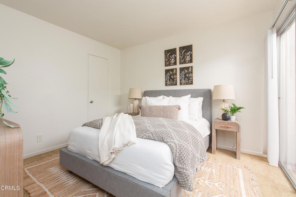 Tustin, California, 92780, United States, 2 Bedrooms Bedrooms, ,2 BathroomsBathrooms,Residential,For Sale,2002940