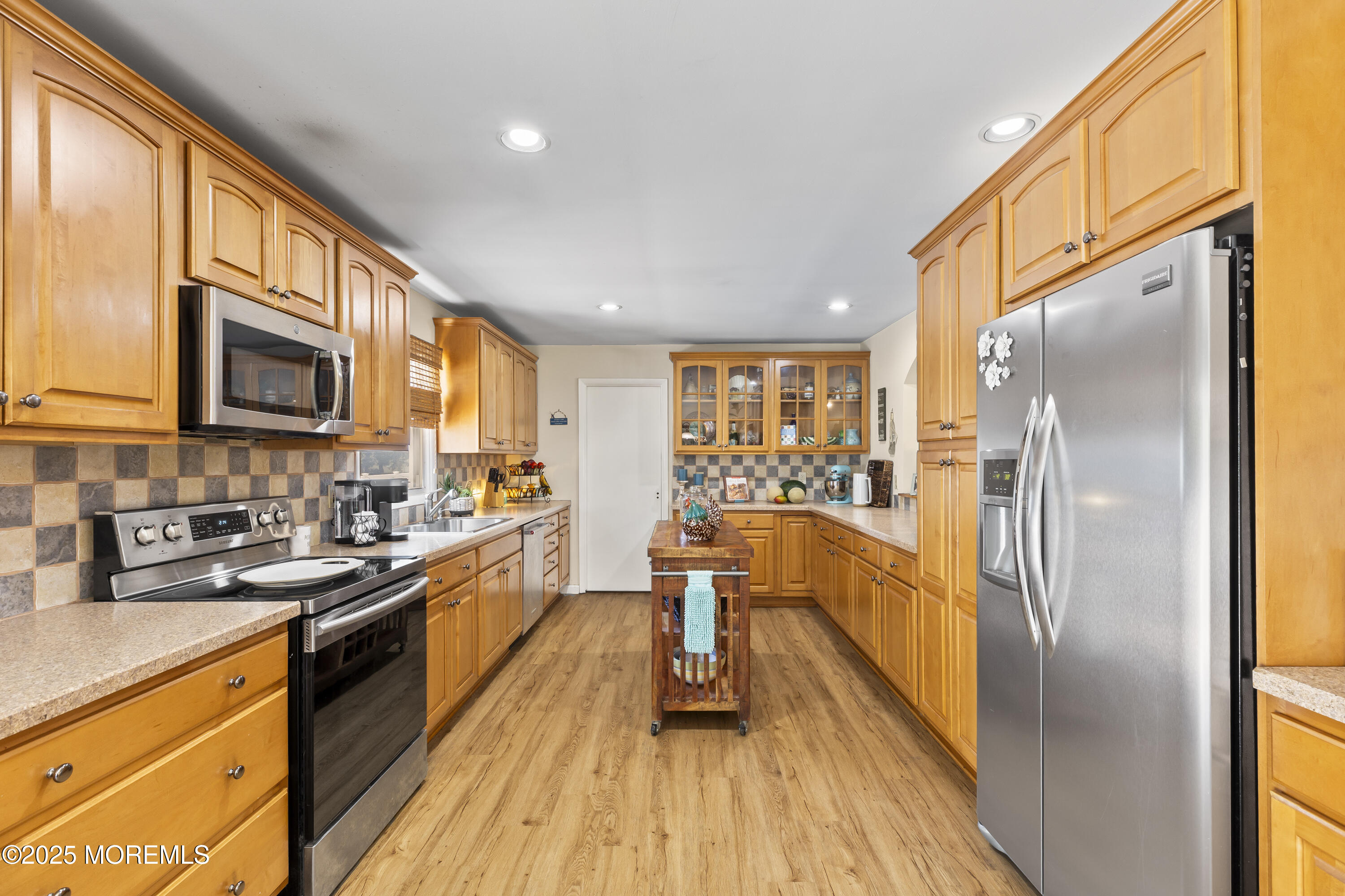 Toms River, New Jersey, 08757, United States, 3 Bedrooms Bedrooms, ,2 BathroomsBathrooms,Residential,For Sale,1875361