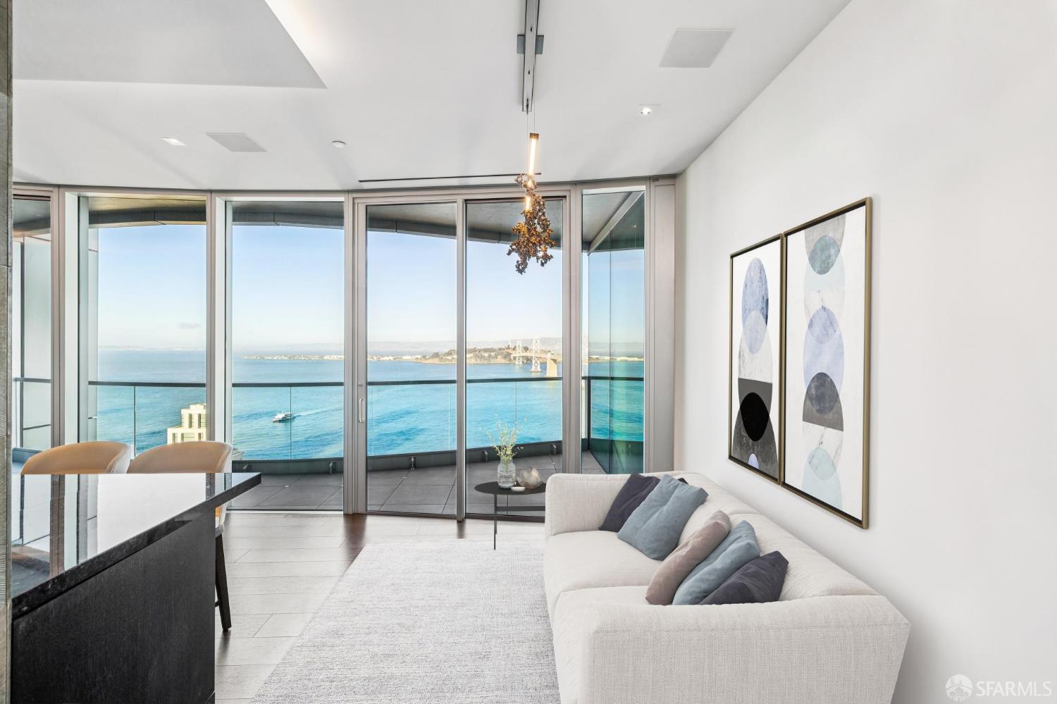 San Francisco, California, 94105, United States, 3 Bedrooms Bedrooms, ,4 BathroomsBathrooms,Residential,For Sale,1994422