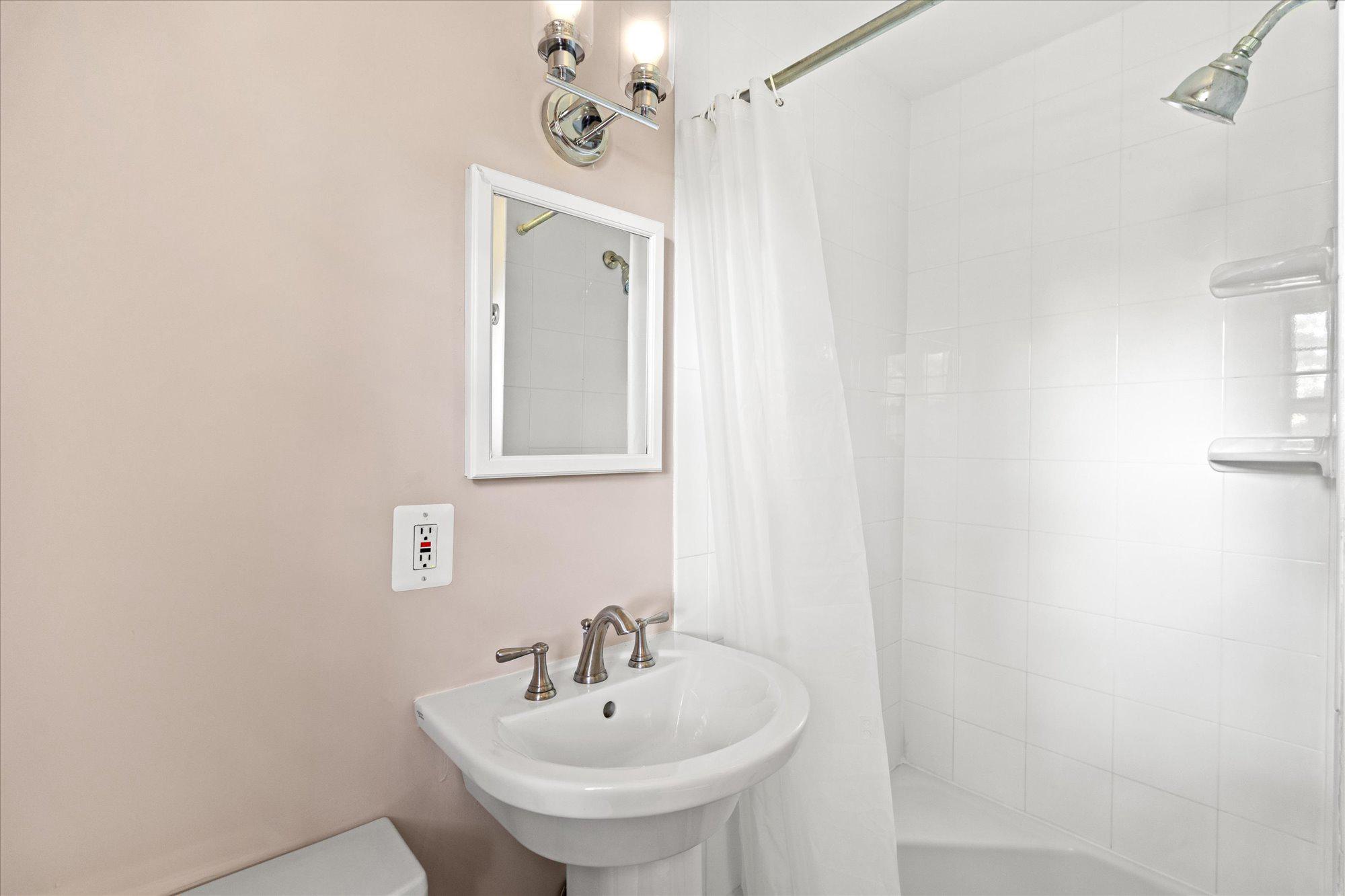  2407 Cavendish Drive, Alexandria, VA, 22308 - 物件實景