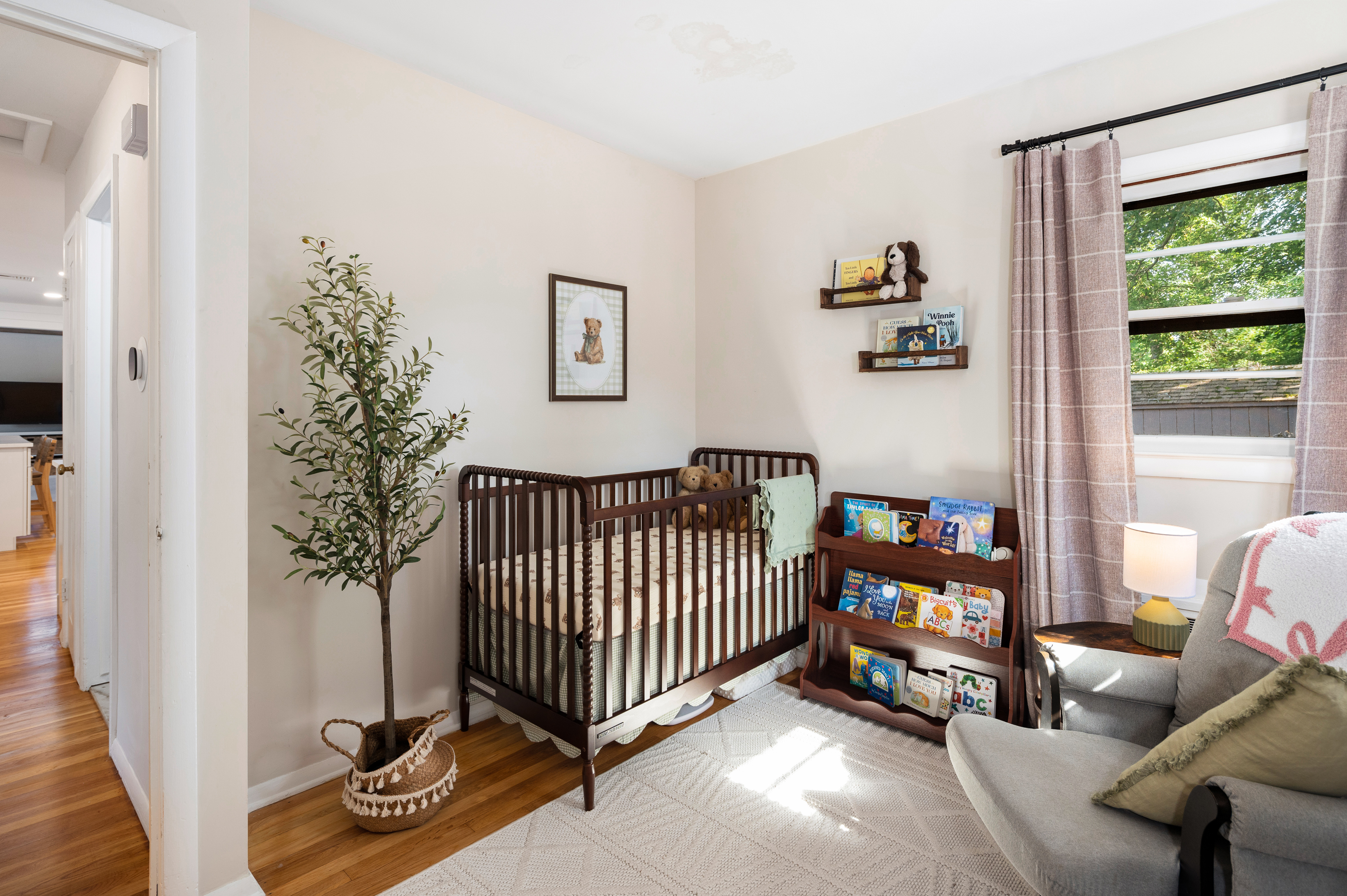  Fully modernized 3-bedroom ranch in a quiet, beautiful neighborhood. - 物件實景