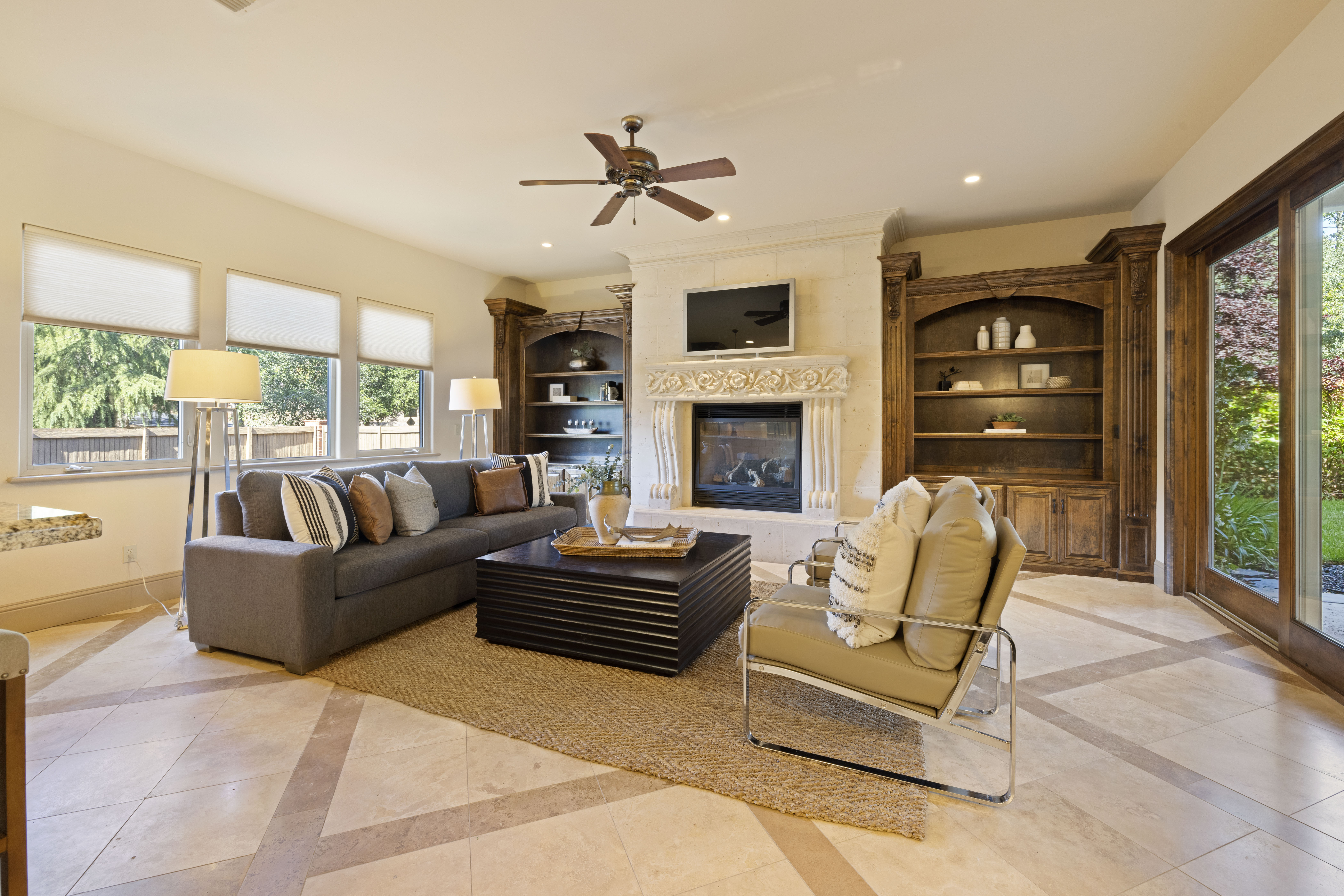  671 Avalanche Peak Way, Folsom, CA 95630 - 物件實景