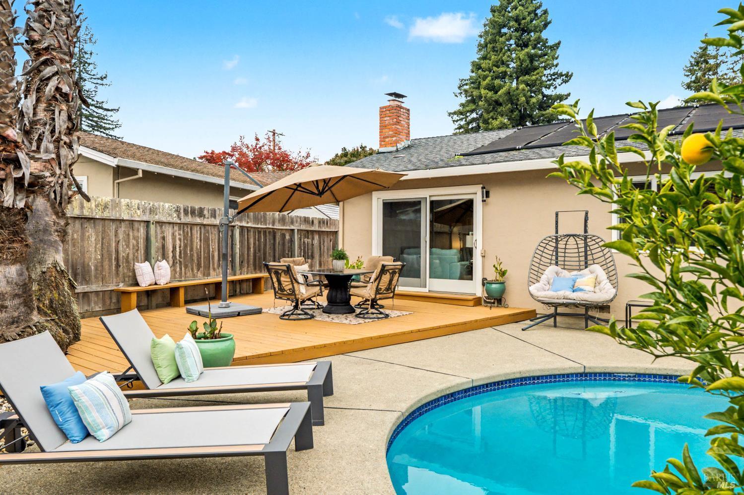 Napa, California, 94558, United States, 3 Bedrooms Bedrooms, ,2 BathroomsBathrooms,Residential,For Sale,2002029