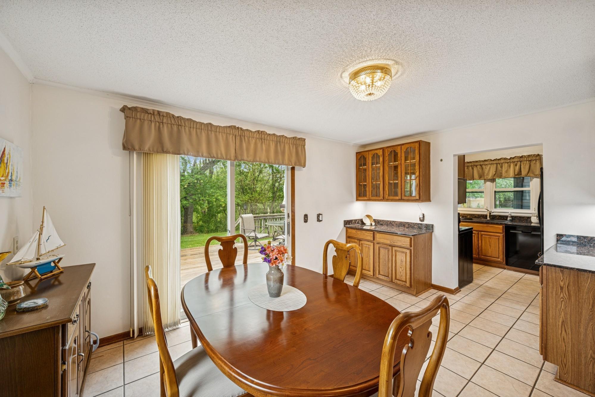 Minnetonka, Minnesota, 55345, United States, 3 Bedrooms Bedrooms, ,1 BathroomBathrooms,Residential,For Sale,1902041