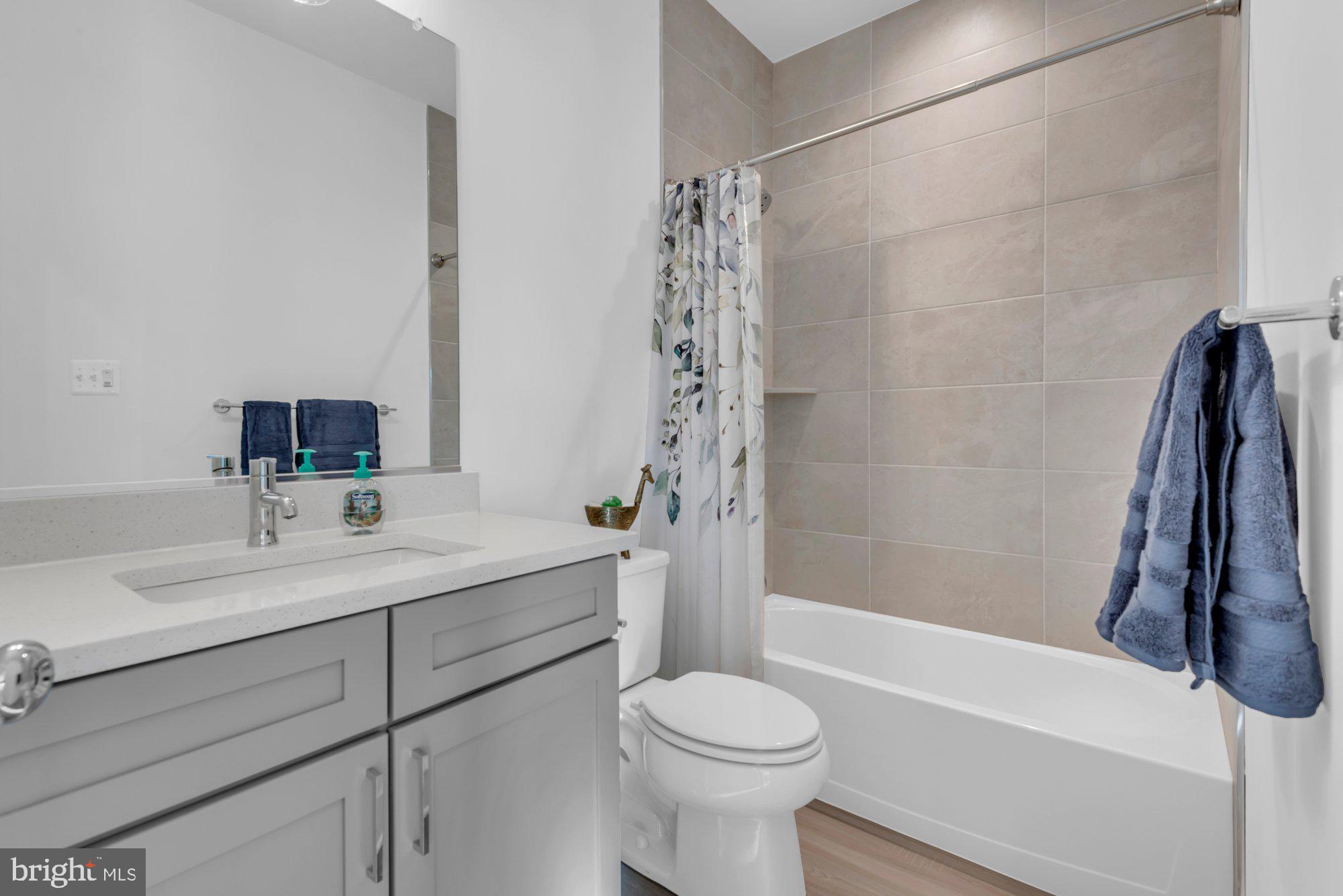 Laurel, Maryland, 20724, United States, 5 Bedrooms Bedrooms, ,5 BathroomsBathrooms,Residential,For Sale,2010373