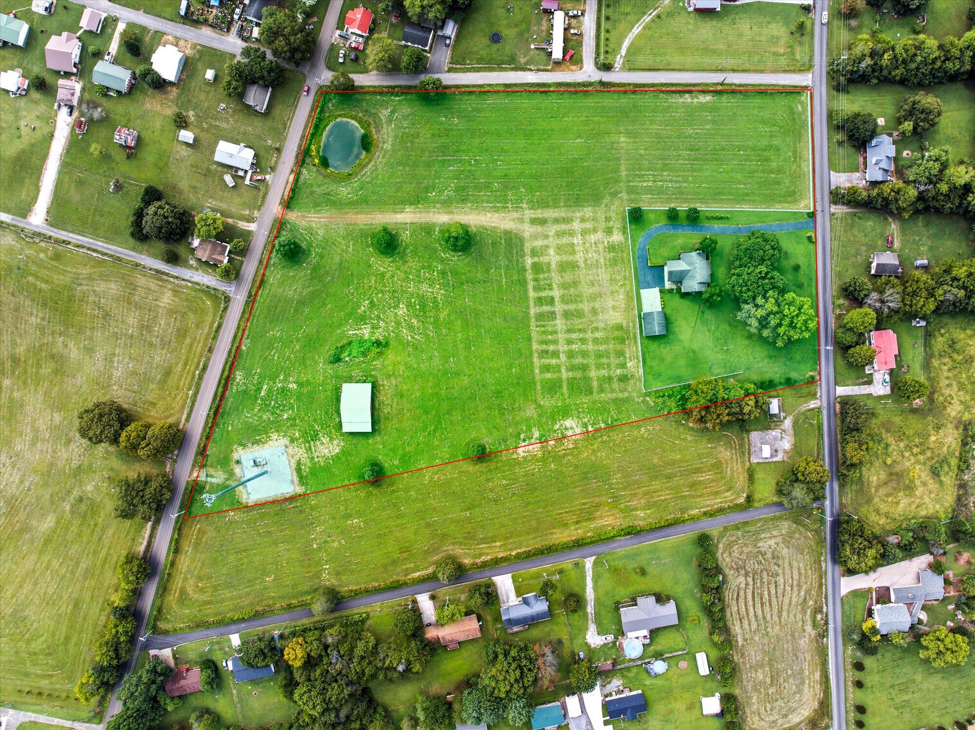 Englewood, Tennessee, 37329, United States, 3 Bedrooms Bedrooms, ,3 BathroomsBathrooms,Residential,For Sale,1976055