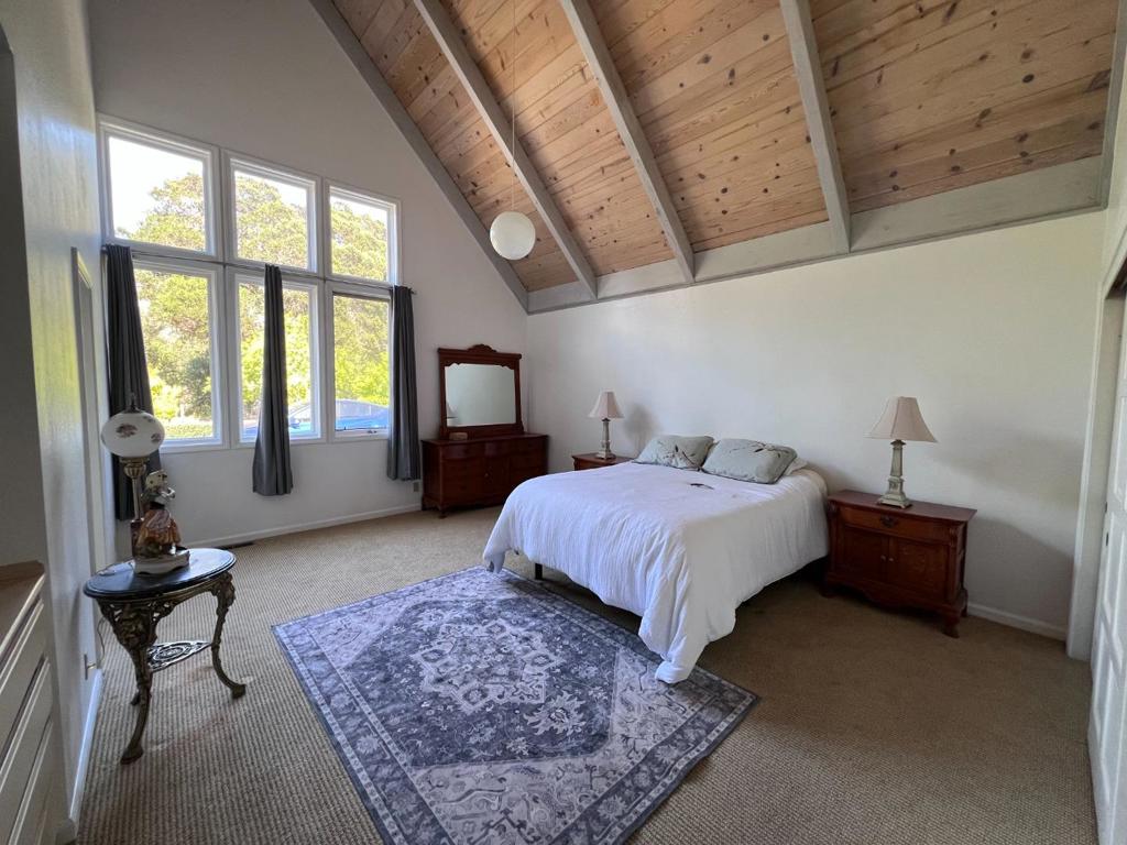 Aromas, California, 95004, United States, 3 Bedrooms Bedrooms, ,3 BathroomsBathrooms,Residential,For Sale,2048722