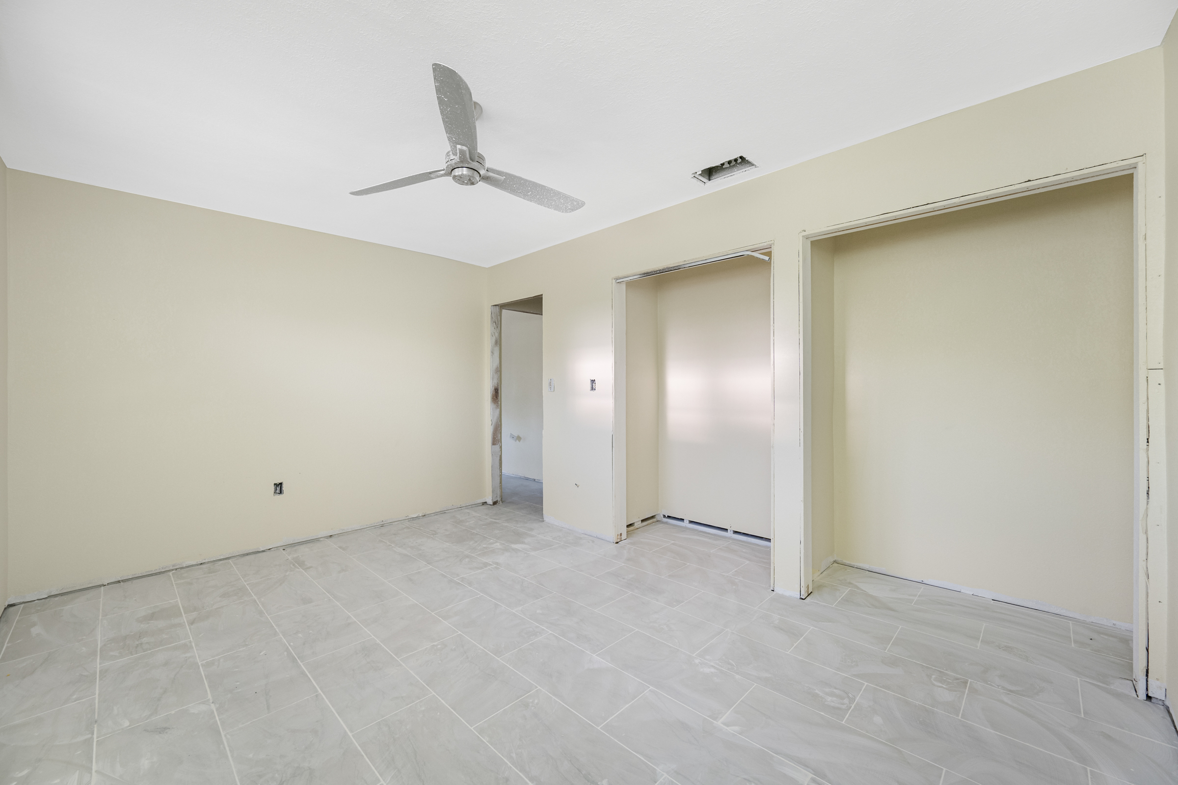 Treasure Island, Florida, 33706, United States, 3 Bedrooms Bedrooms, ,2 BathroomsBathrooms,Residential,For Sale,1904324