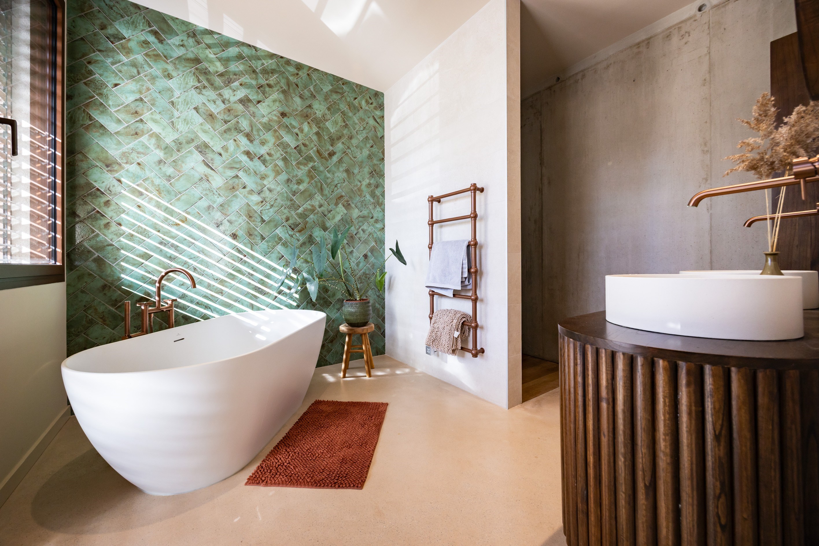  Contemporary single-storey villa with swimming pool in a natural setting - 物件實景