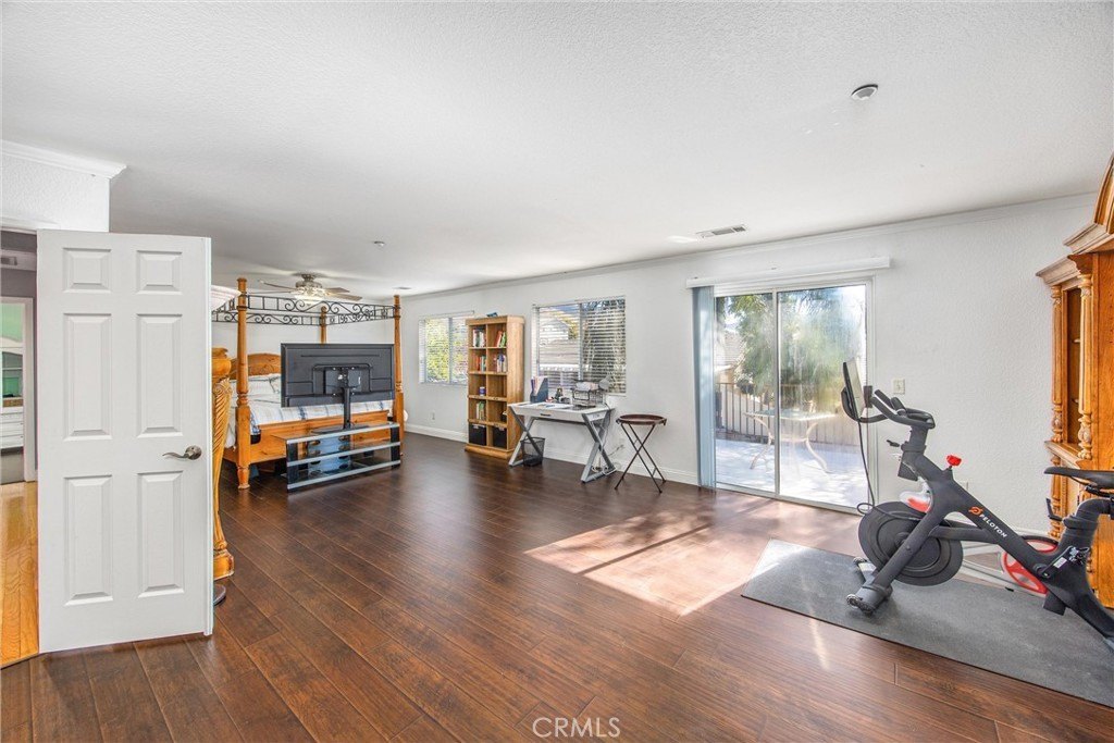 Highland, California, 92346, United States, 5 Bedrooms Bedrooms, ,5 BathroomsBathrooms,Residential,For Sale,1989882