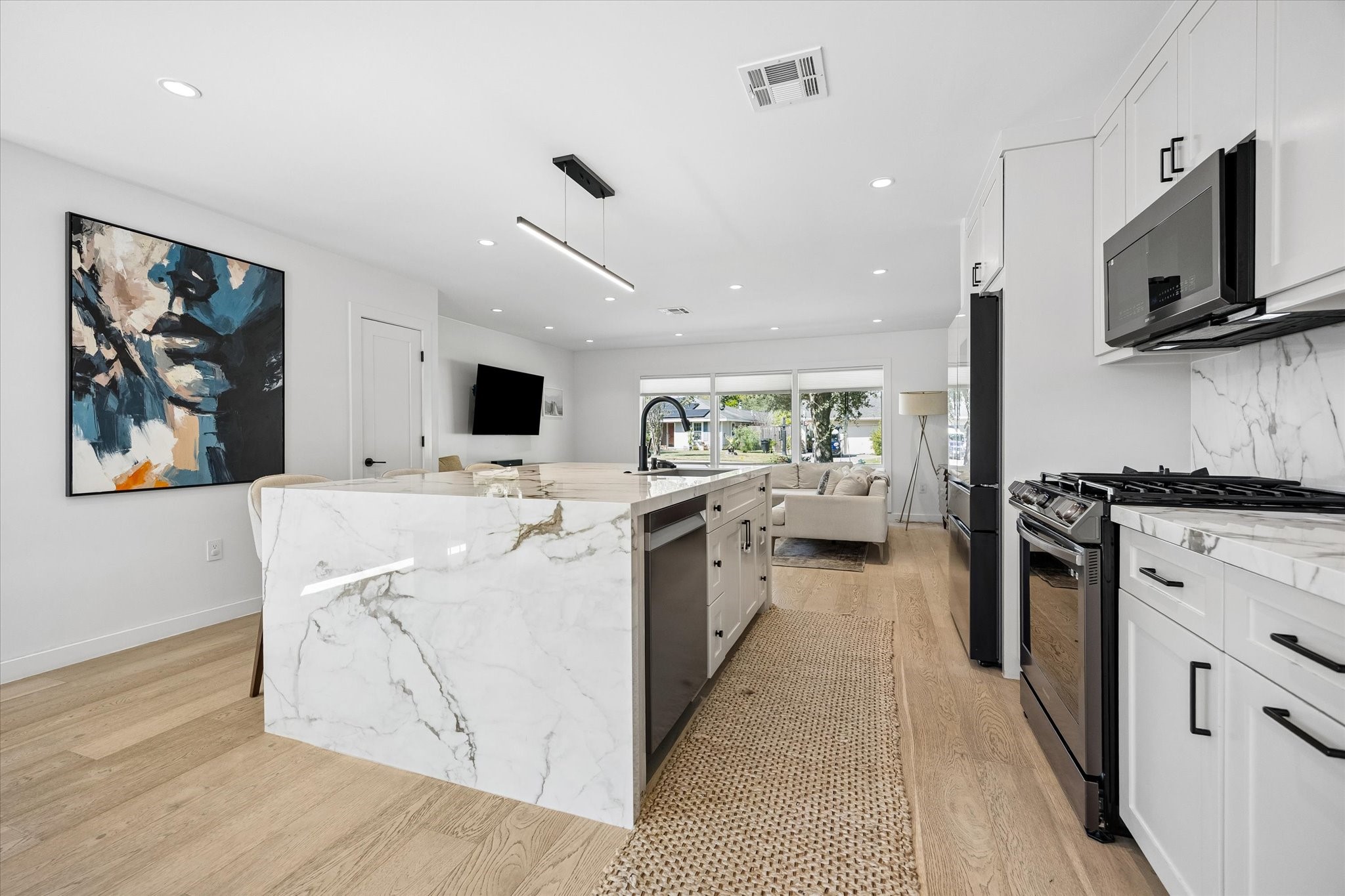  3027 Stanton Street - 物件實景