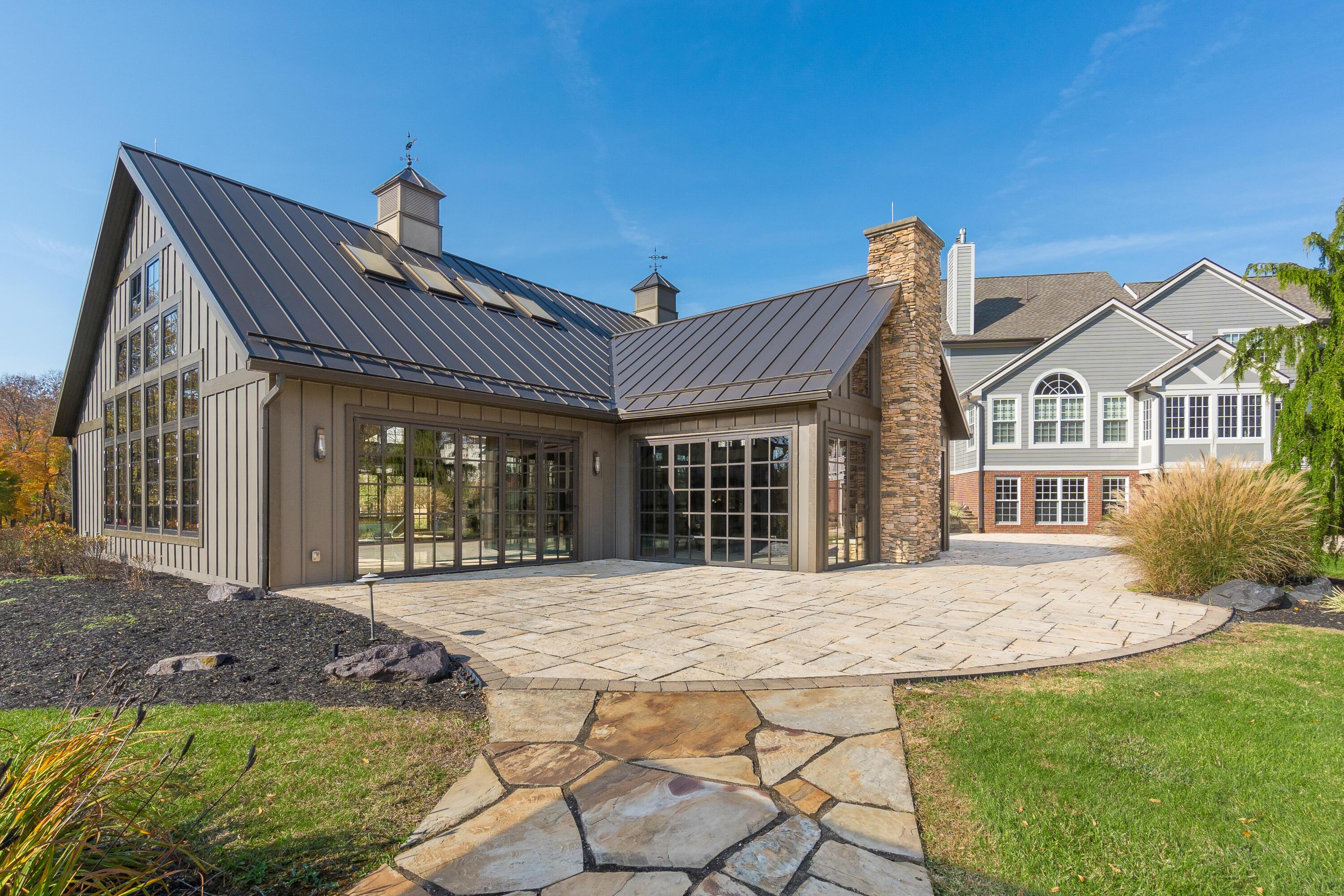 Pickerington, Ohio, 43147, United States, 6 Bedrooms Bedrooms, ,8 BathroomsBathrooms,Residential,For Sale,1766515