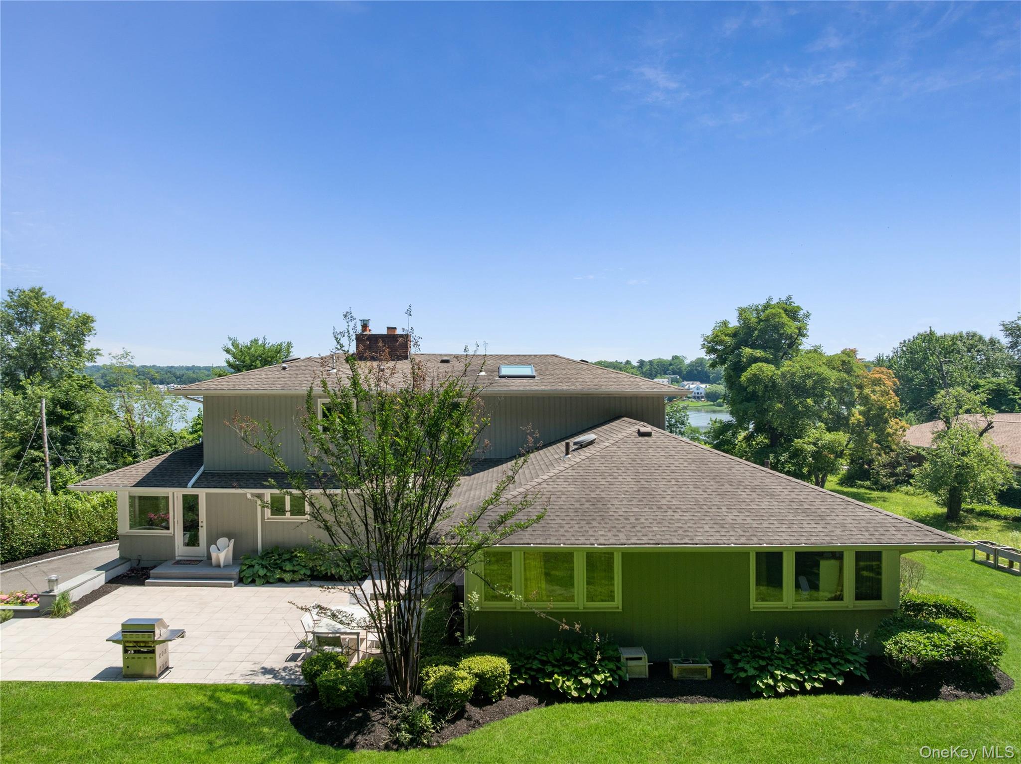  353 E Shore Road, Great Neck, NY, 11023 - 物件實景