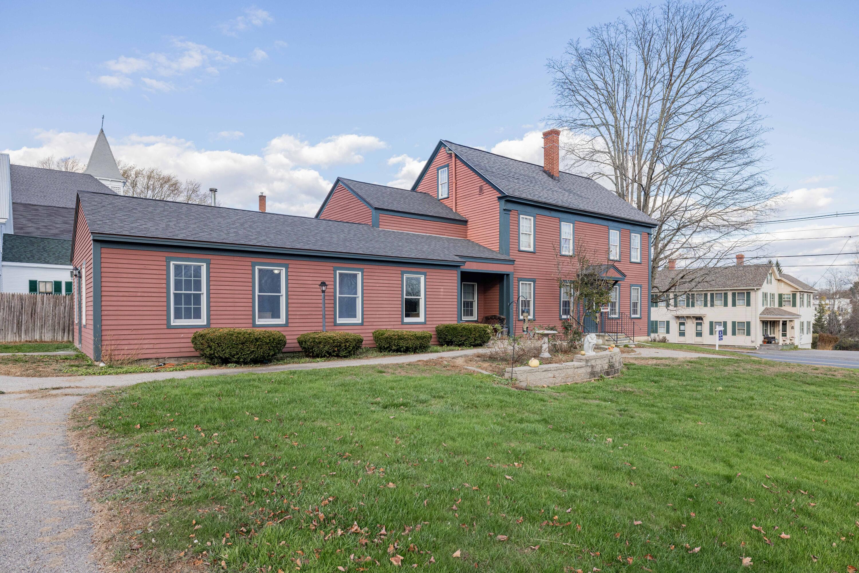 7 High Street, North Berwick, Maine, 03906, United States, 6 Bedrooms Bedrooms, ,3 BathroomsBathrooms,Residential,For Sale,7 High Street,1625255
