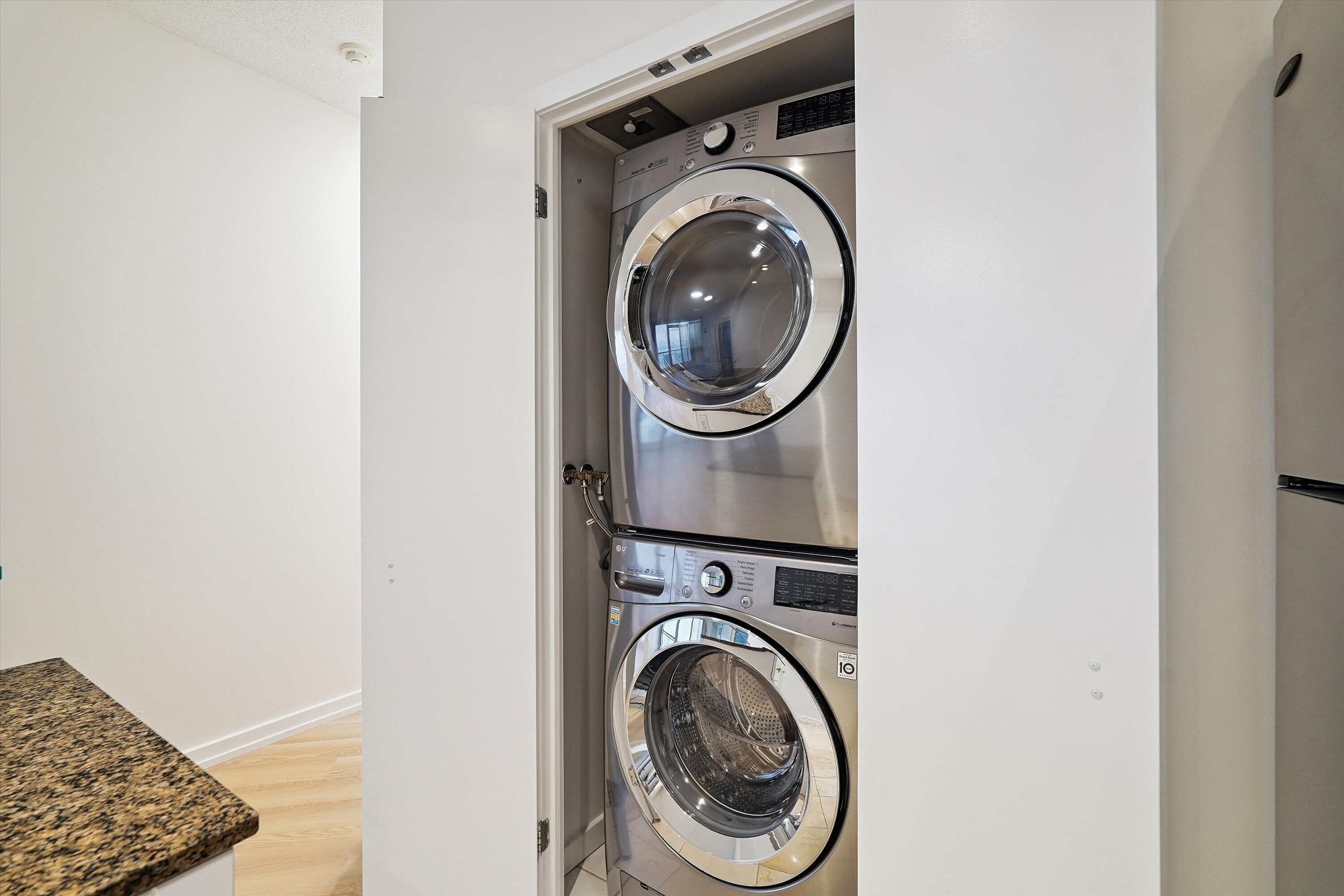  Waterfront Communities - 物件實景