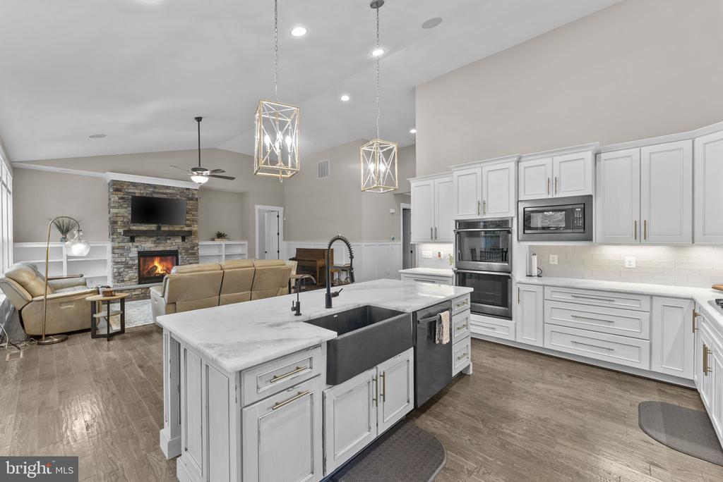 Warrenton, Virginia, 20187, United States, 4 Bedrooms Bedrooms, ,4 BathroomsBathrooms,Residential,For Sale,2048905
