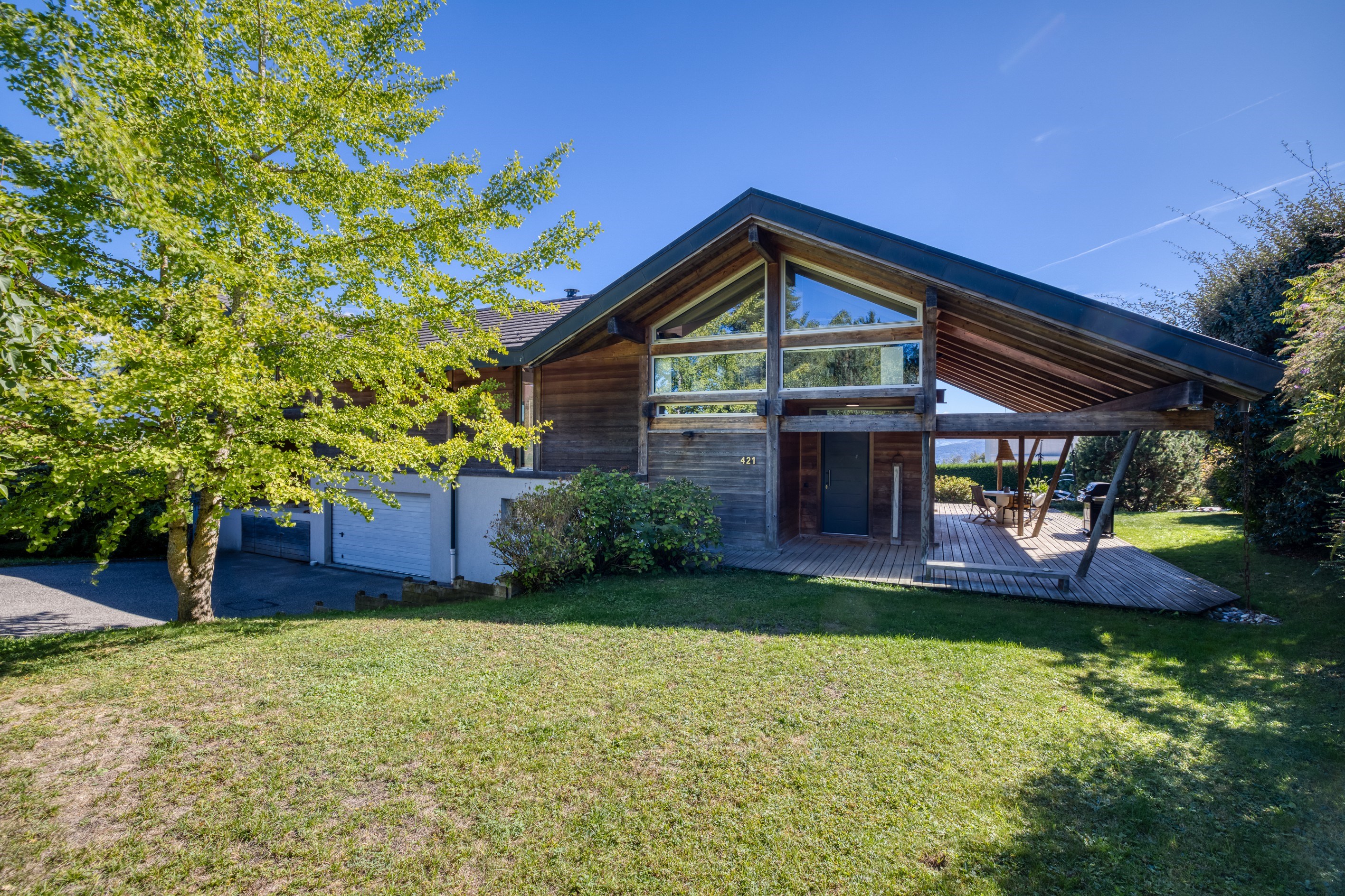  Contemporary Elegance and Alpine Art of Living Overlooking Lake Annecy - 物件實景