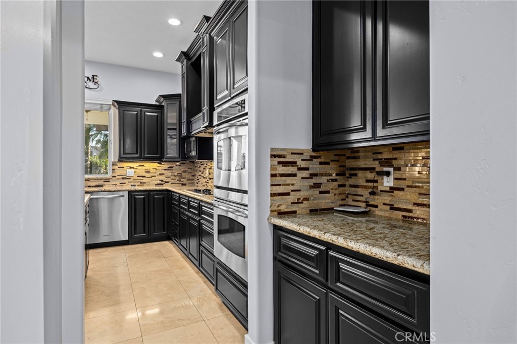 Canyon Lake, California, 92587, United States, 5 Bedrooms Bedrooms, ,4 BathroomsBathrooms,Residential,For Sale,2024689