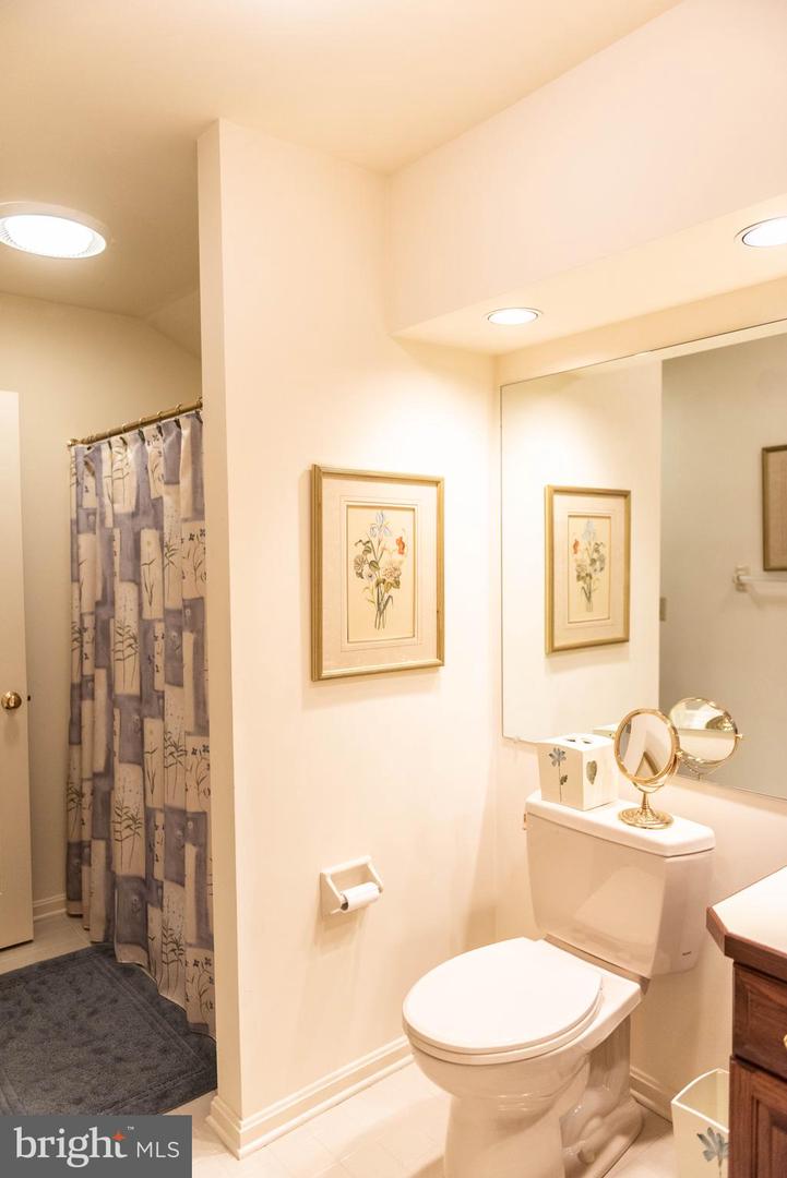 Hershey, Pennsylvania, 17033, United States, 2 Bedrooms Bedrooms, ,3 BathroomsBathrooms,Residential,For Sale,1933018