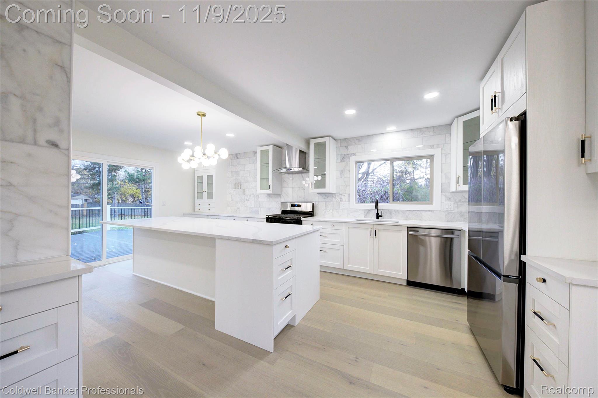 Troy, Michigan, 48085, United States, 4 Bedrooms Bedrooms, ,2 BathroomsBathrooms,Residential,For Sale,1989080