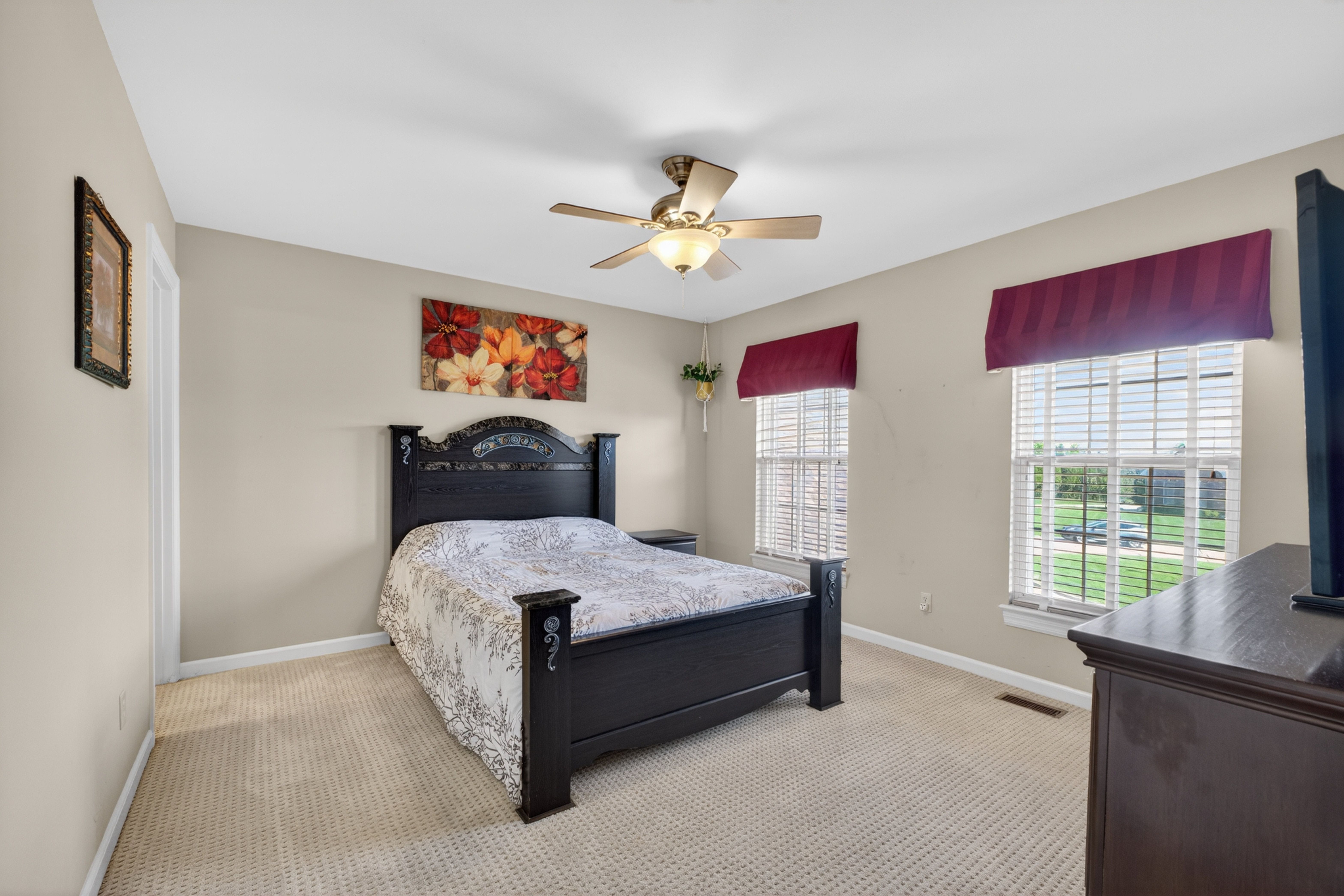  Charming Tapawingo Retreat with Golf Course Views and Modern Upgrades - 物件實景