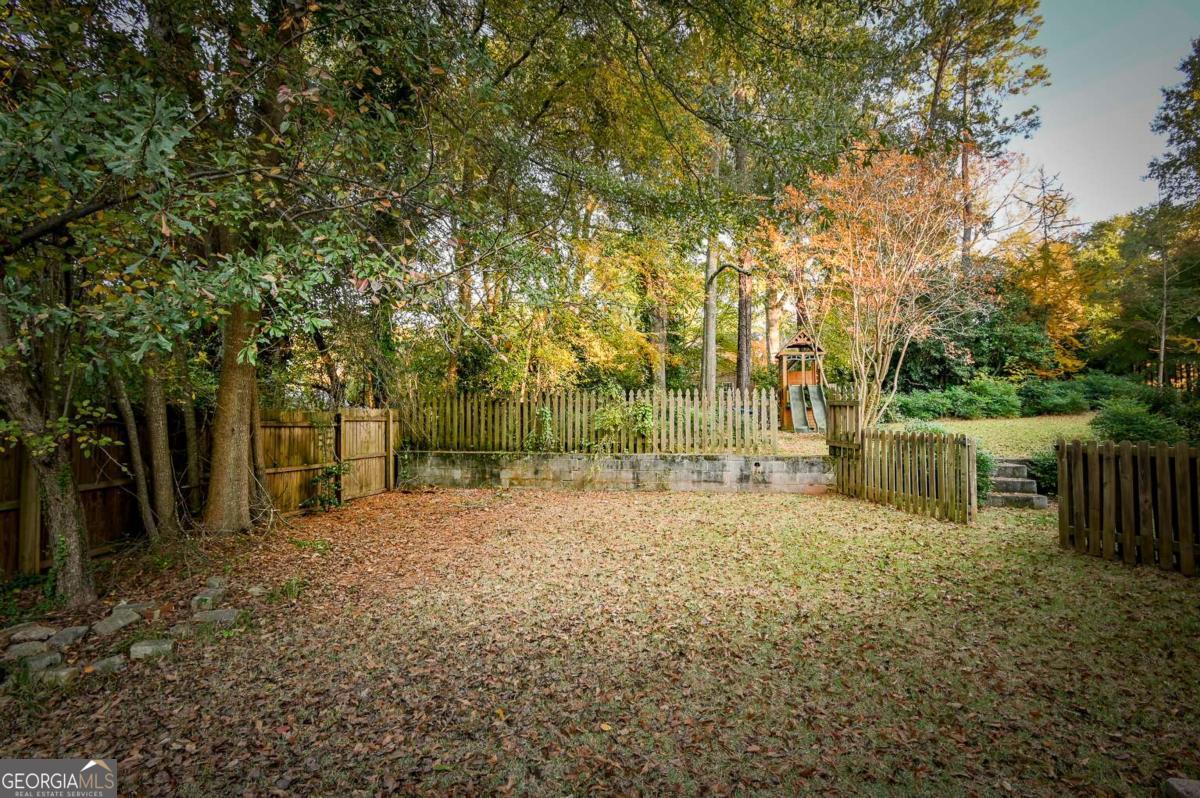 Athens, Georgia, 30606, United States, 4 Bedrooms Bedrooms, ,3 BathroomsBathrooms,Residential,For Sale,1988193