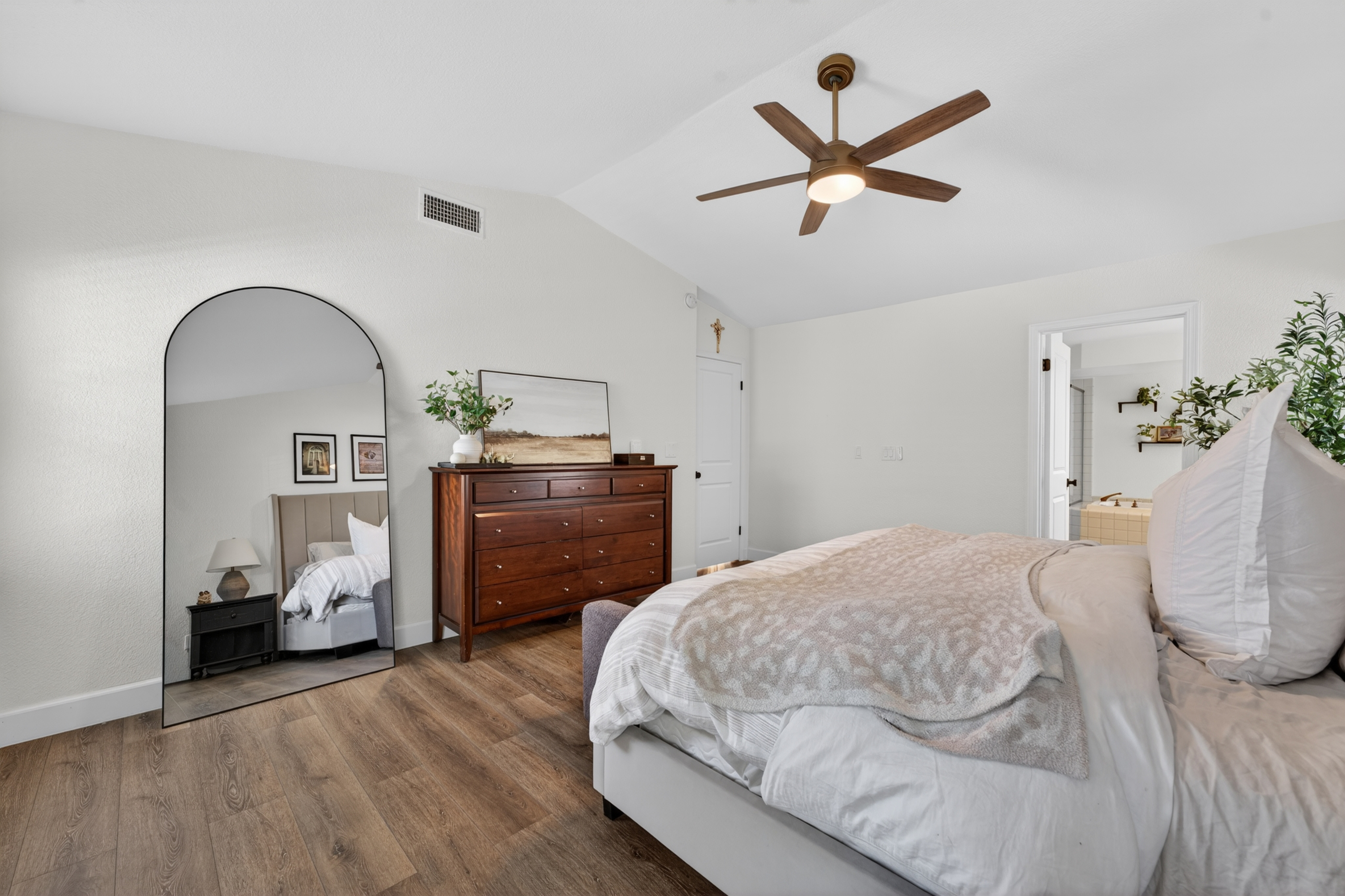  5723 Crown Court, Rocklin, CA 95677 - 物件實景