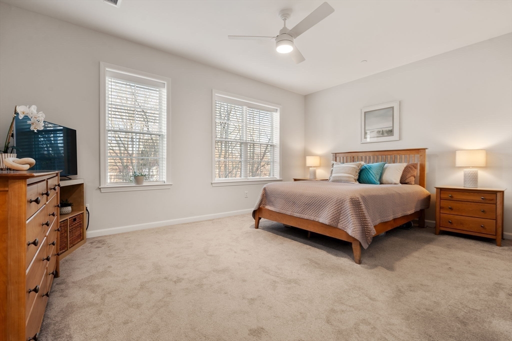 Canton, Massachusetts, 02021, United States, 2 Bedrooms Bedrooms, ,2 BathroomsBathrooms,Residential,For Sale,1992805