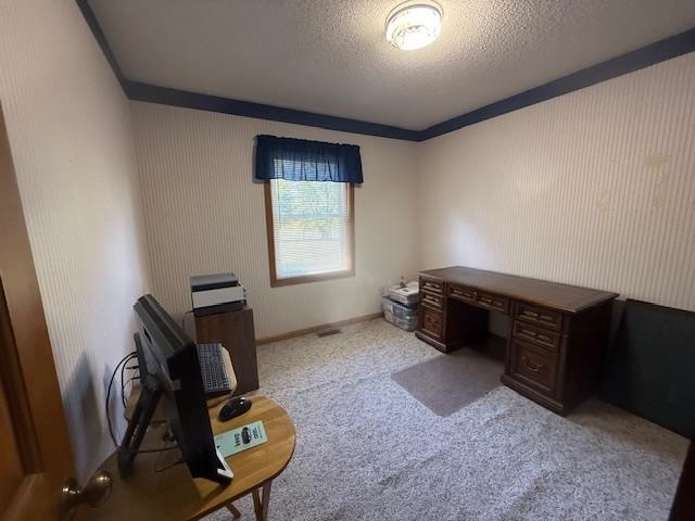 Huntington, Indiana, 46750, United States, 4 Bedrooms Bedrooms, ,3 BathroomsBathrooms,Residential,For Sale,1957366