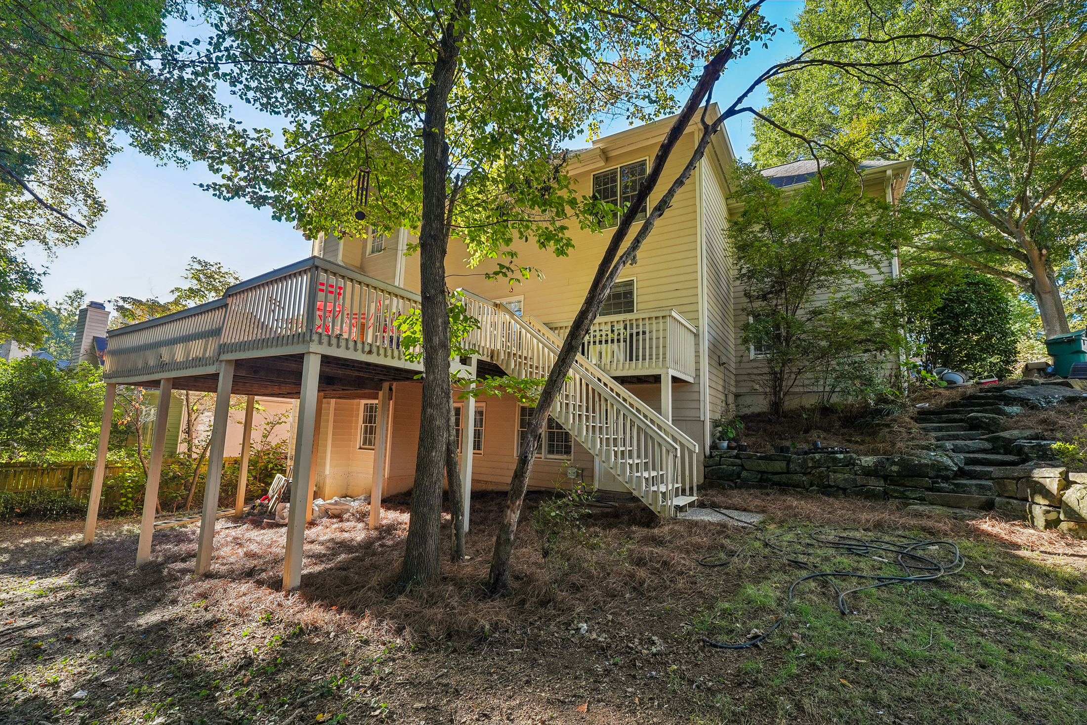  Beautiful, Renovated Daylight Basement Home on Exceptional Lot - 物件實景