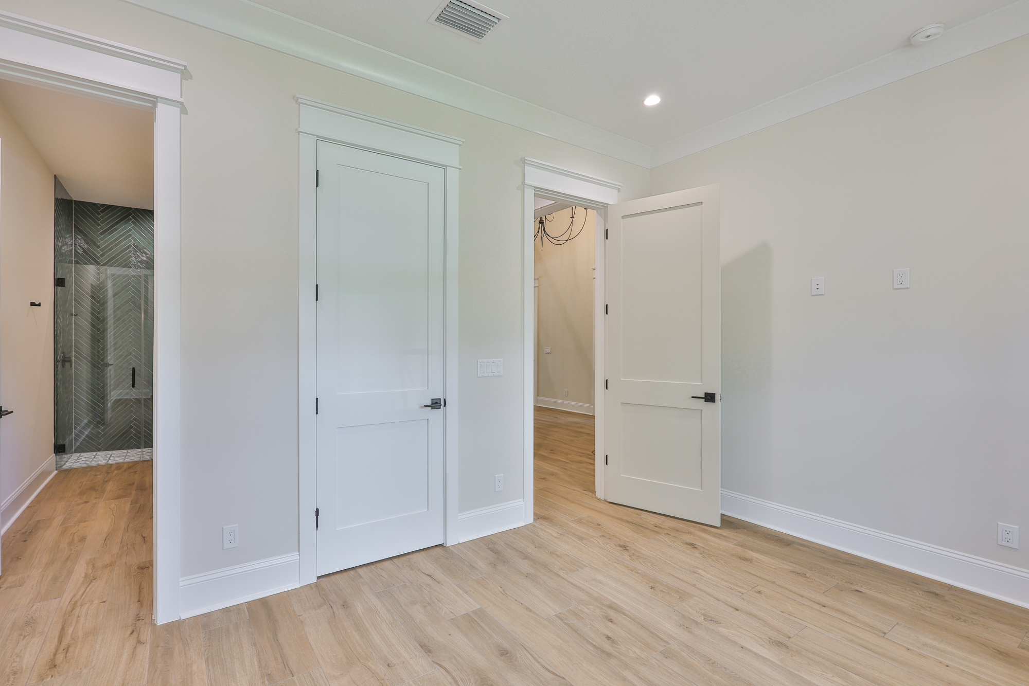 Tampa, Florida, 33629, United States, 5 Bedrooms Bedrooms, ,6 BathroomsBathrooms,Residential,For Sale,1974483