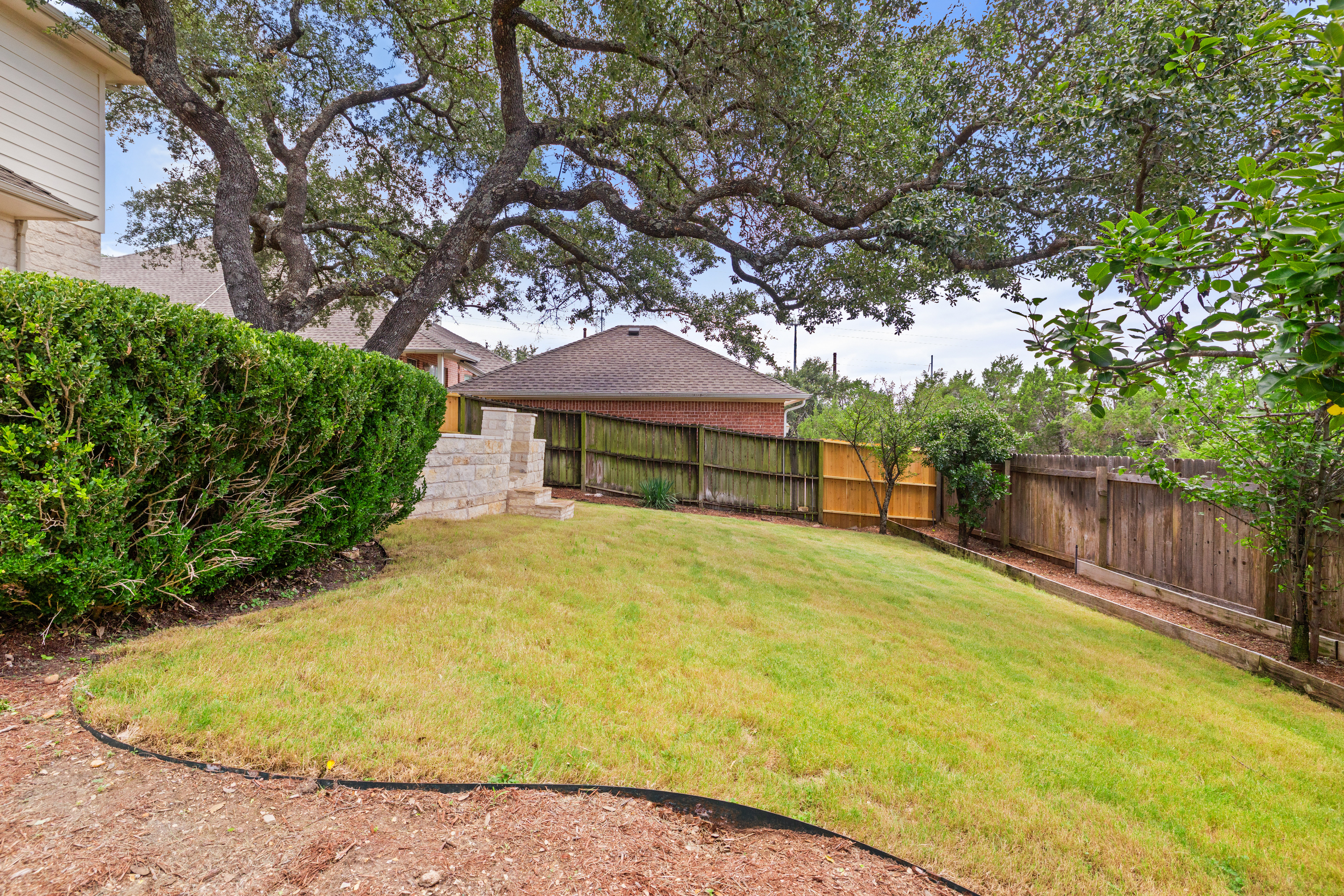  Elegant Luxury Backing to Pristine Greenbelt with Hill Country Views - 物件實景