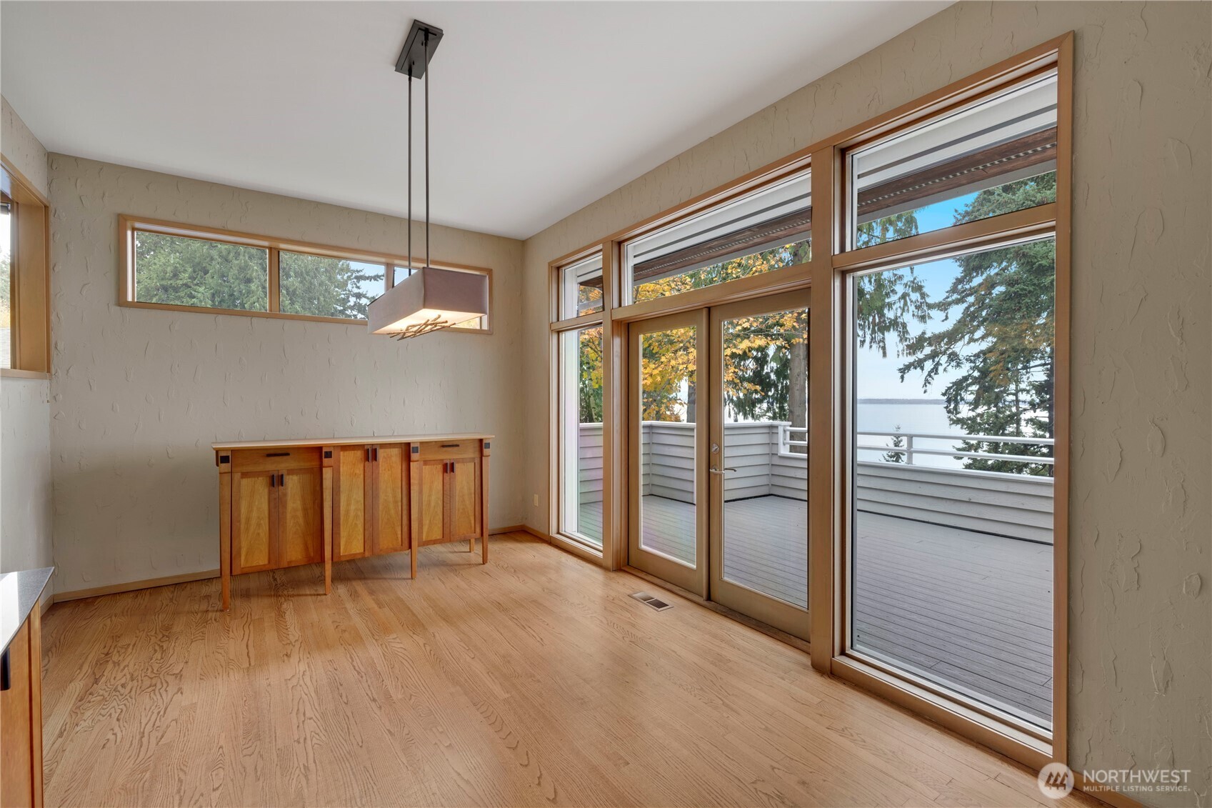 Bellingham, Washington, 98225, United States, 4 Bedrooms Bedrooms, ,3 BathroomsBathrooms,Residential,For Sale,1988960