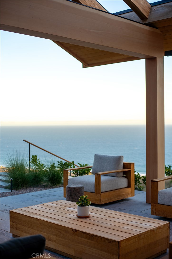 Malibu, California, 90265, United States, 7 Bedrooms Bedrooms, ,9 BathroomsBathrooms,Residential,For Sale,1838942