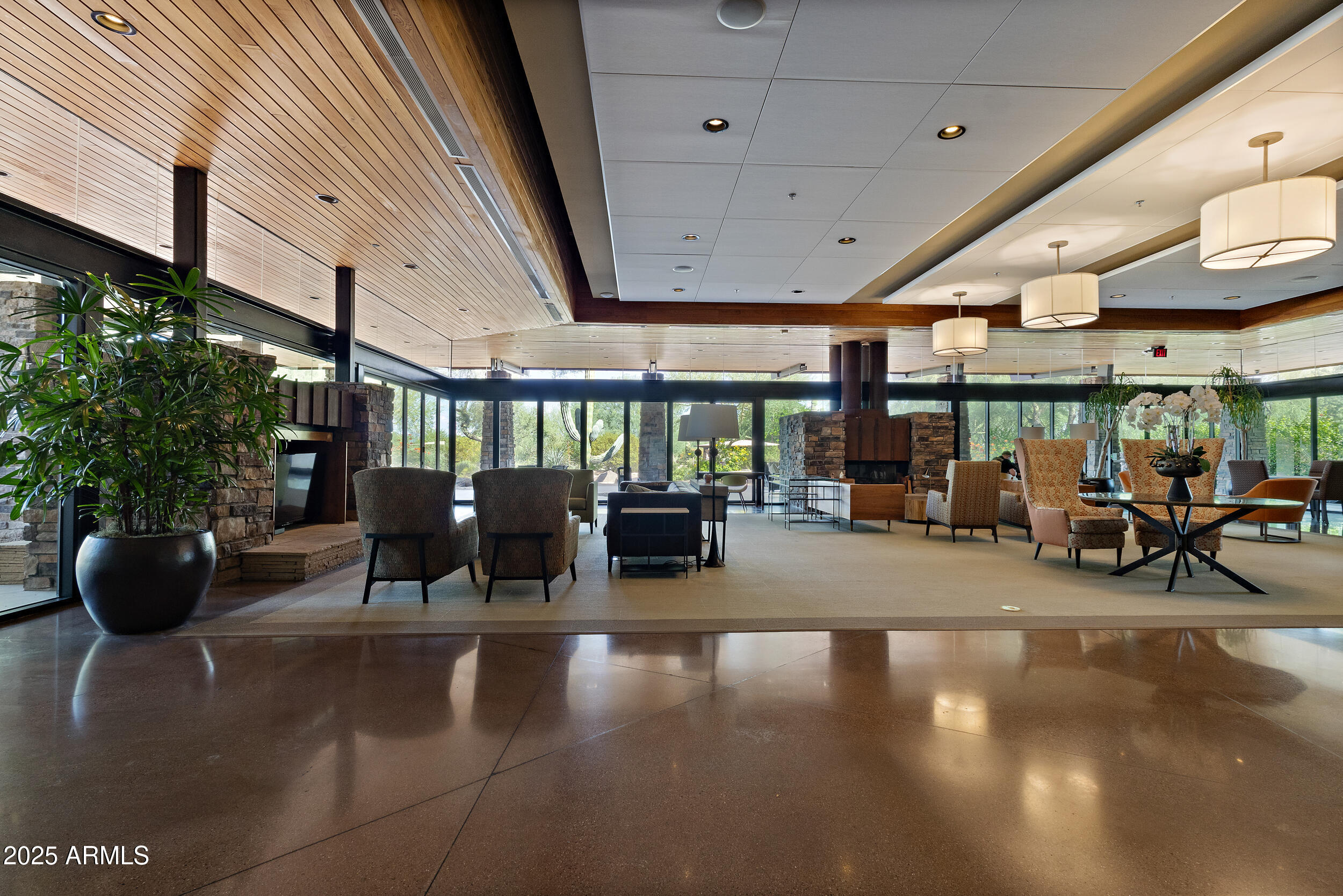 Phoenix, Arizona, 85050, United States, 5 Bedrooms Bedrooms, ,Residential,For Sale,1949706