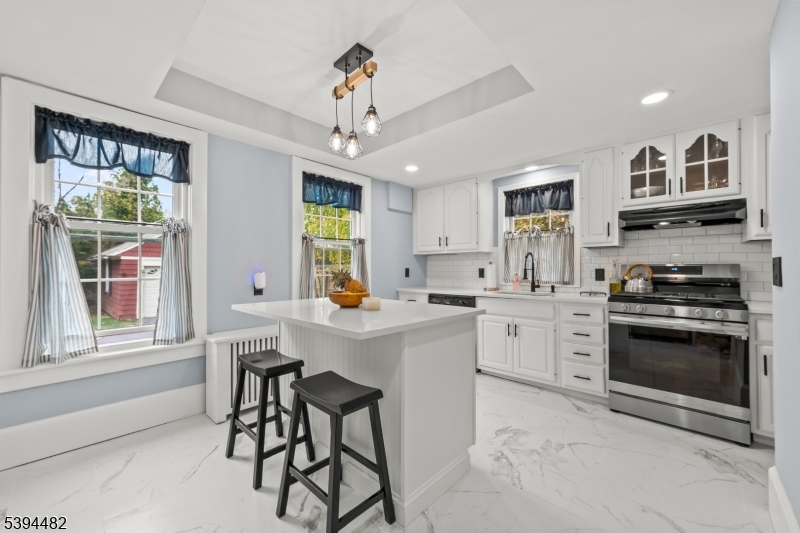 Plainfield City, New Jersey, 07060, United States, 6 Bedrooms Bedrooms, ,4 BathroomsBathrooms,Residential,For Sale,1989073